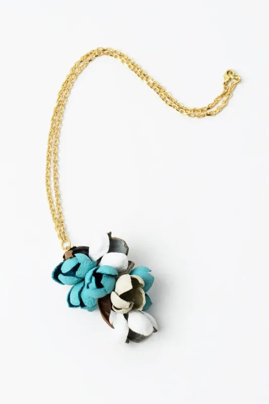 Rosita Bonita Jungle Blossom Pendant made by Trashy Diva
