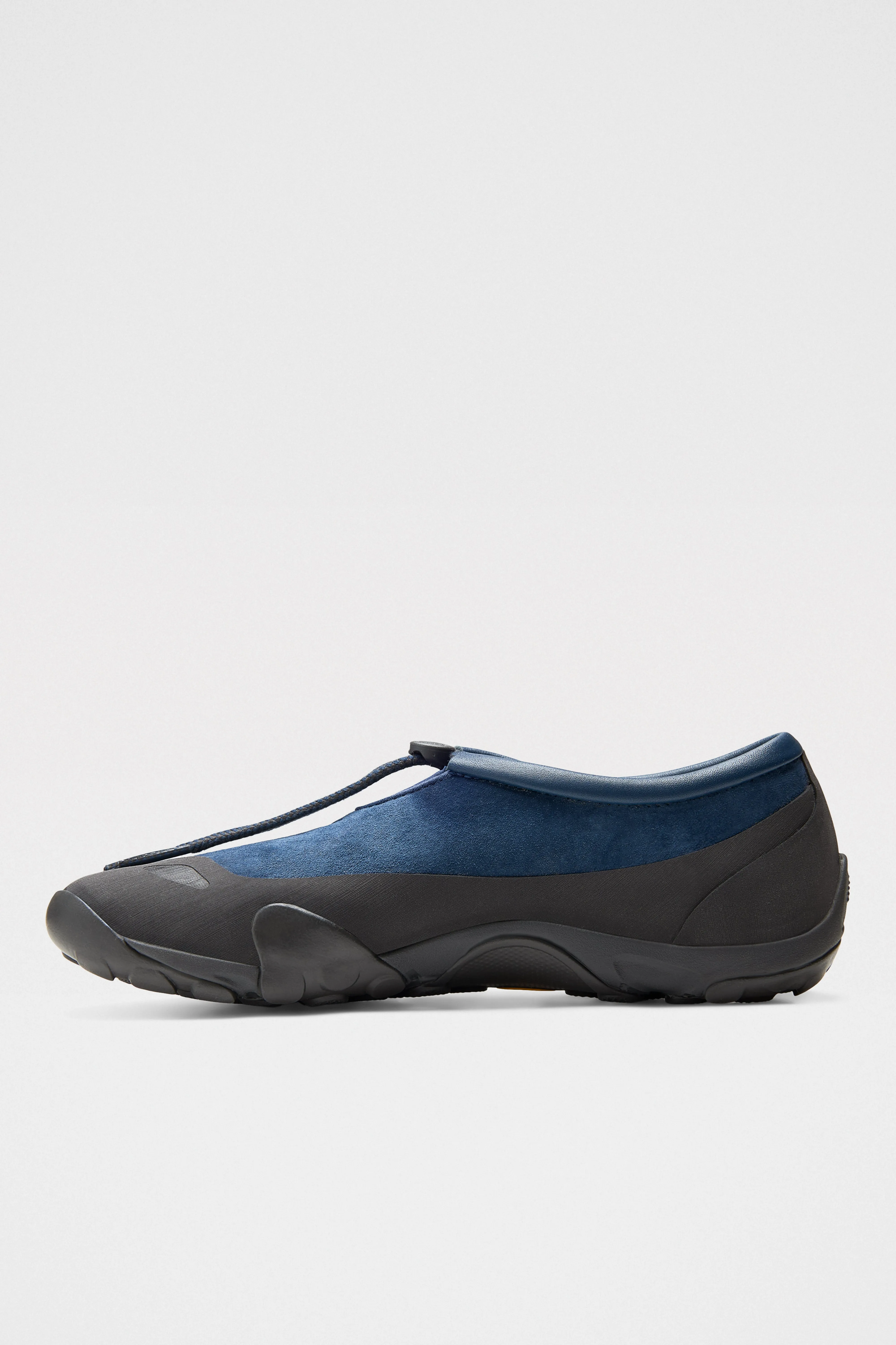 New Balance x Tokyo Design Studio Minimus MT10T Navy sold by Tres Bien product image thumbnail 3