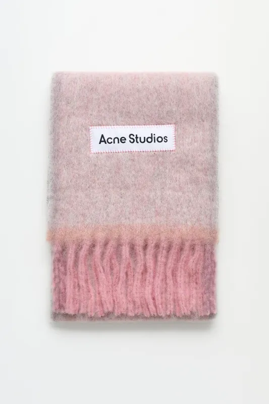 Acne Studios Heavy Scarf Dusty Pink made by Acne Studios