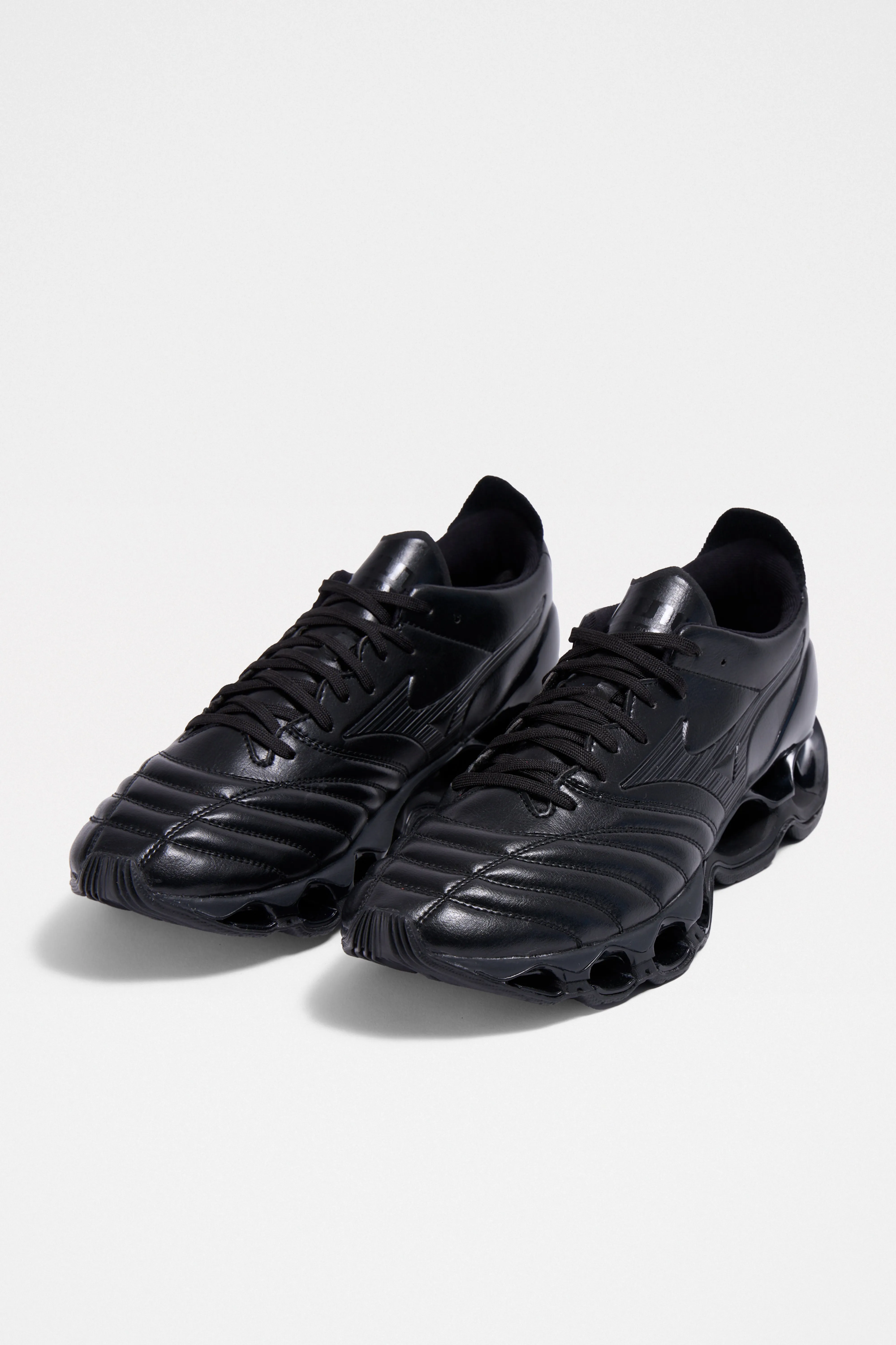 Mizuno Wave Prophecy Morelia Neo Black sold by Tres Bien product image thumbnail 2