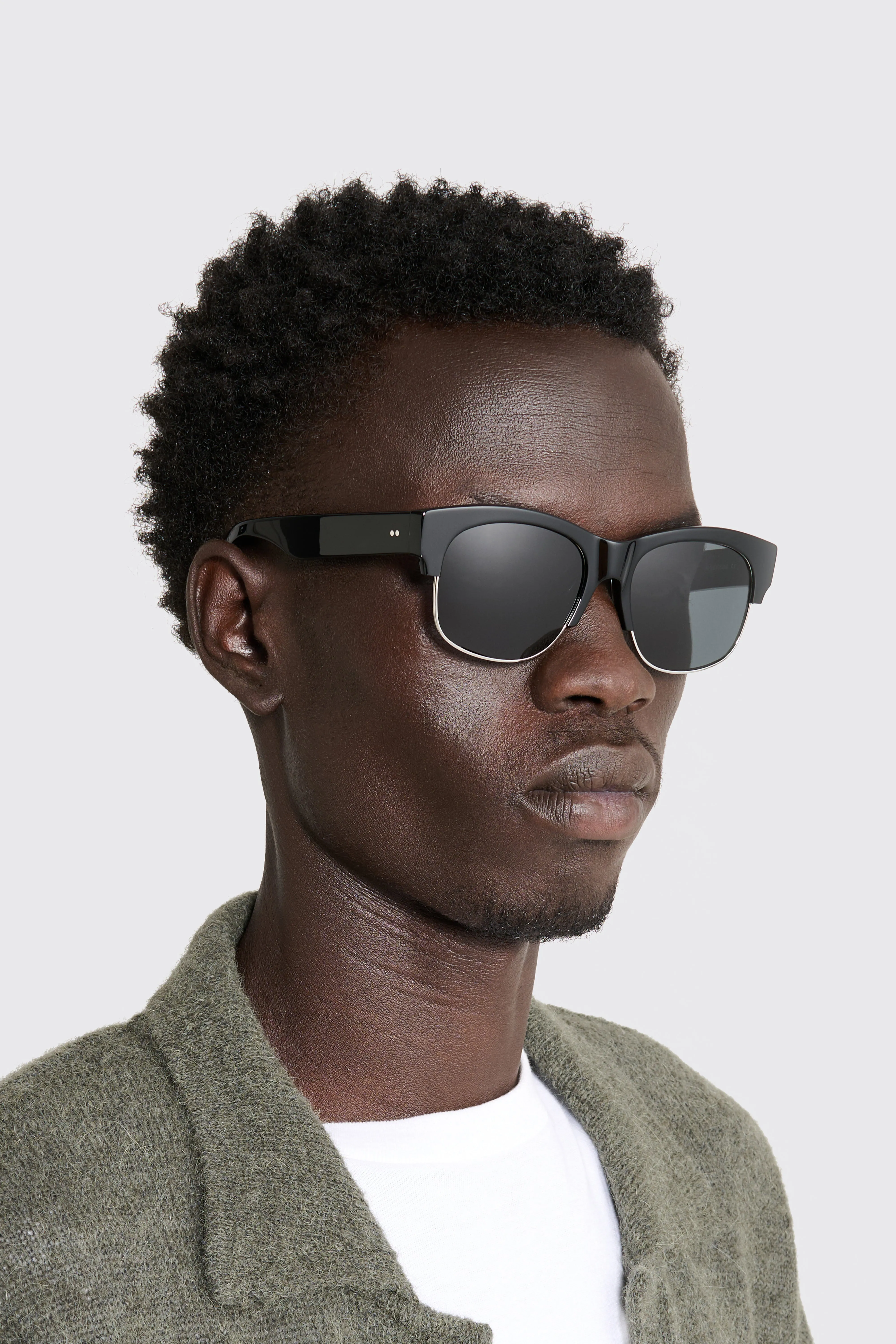 Sun Buddies Alma Black sold by Tres Bien product image thumbnail 2