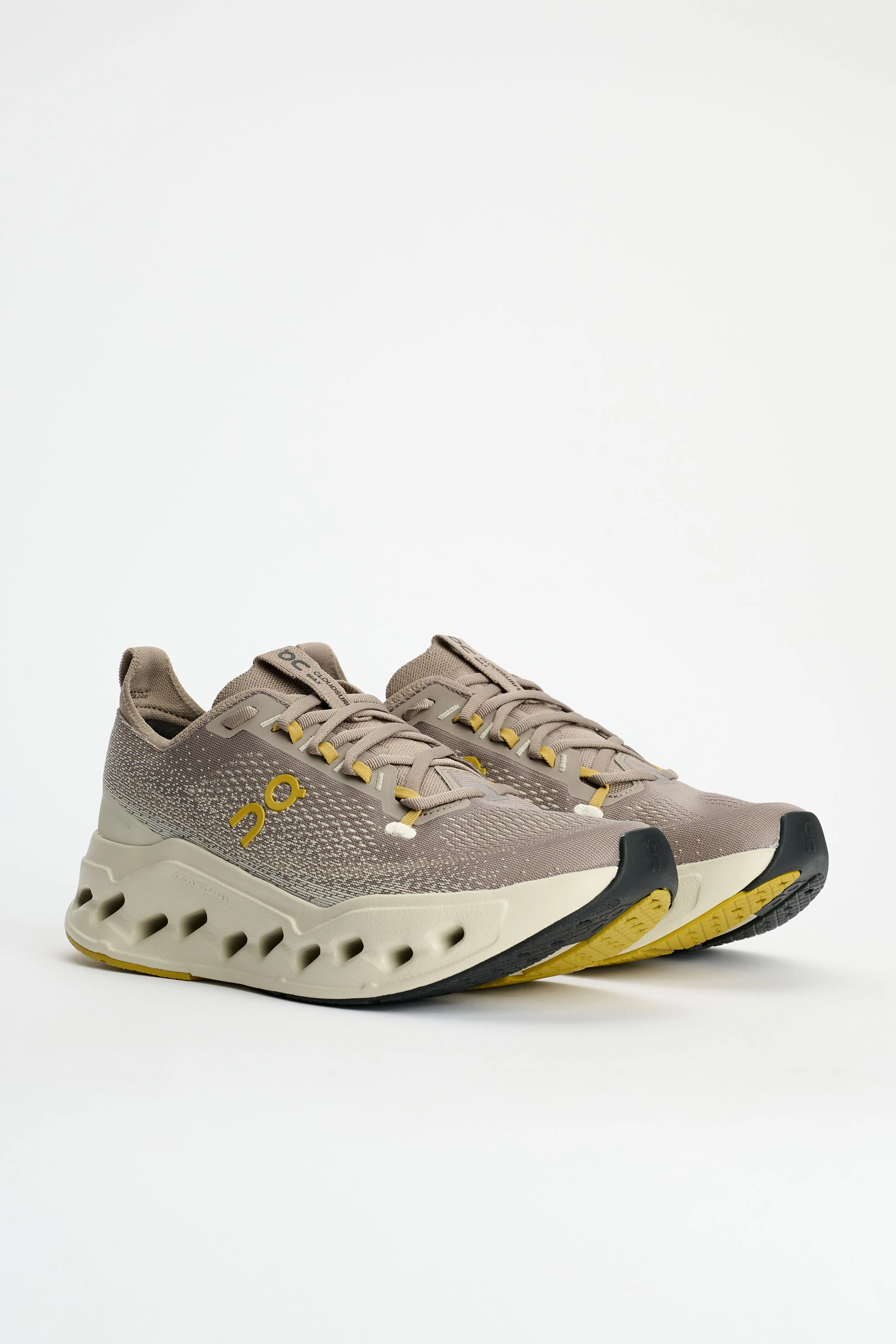 On Cloudsurfer Max Cinder / Pelican sold by Tres Bien product image thumbnail 4
