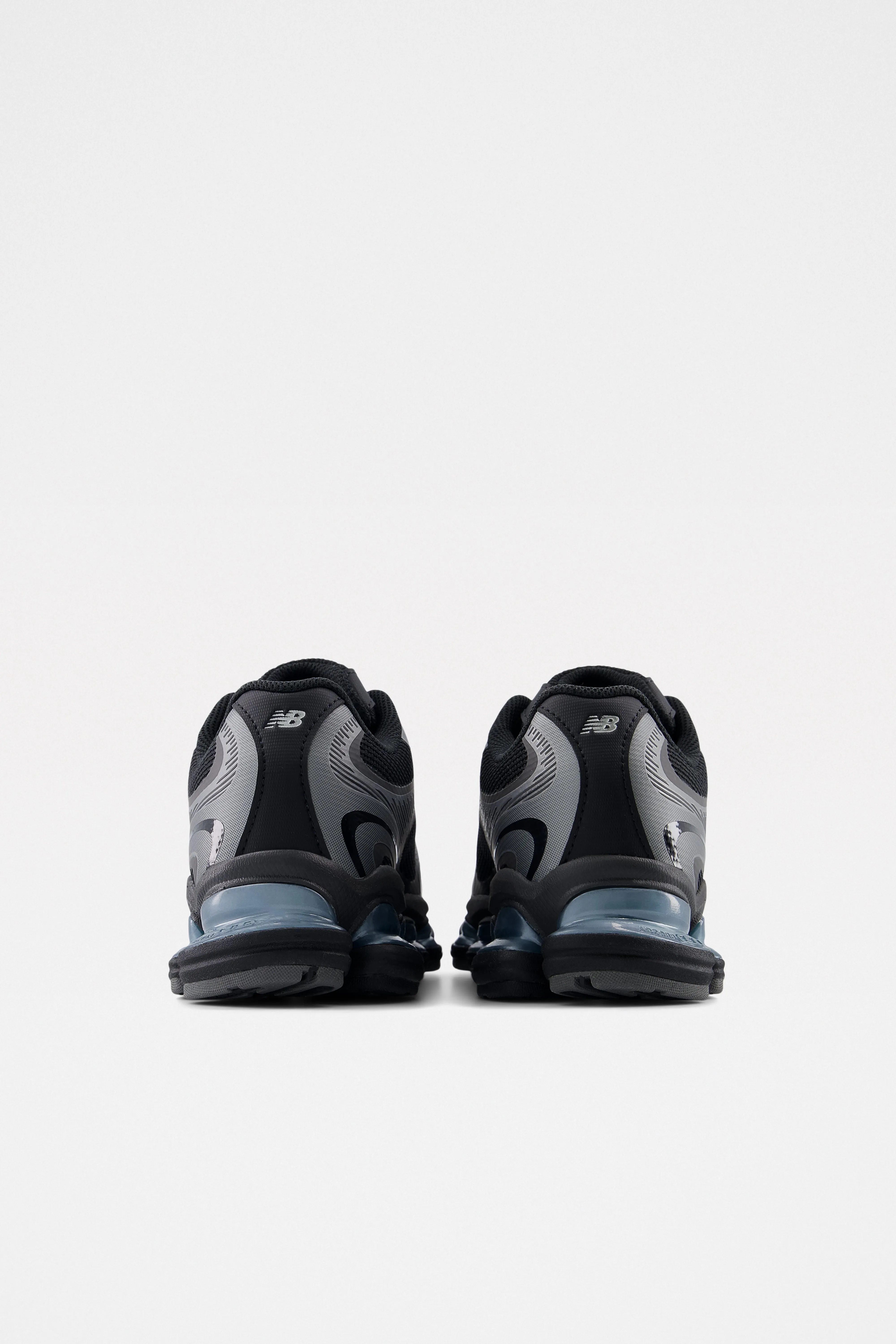 New Balance ABZORB 2000 Black / Dark Silver Metallic sold by Tres Bien product image thumbnail 5