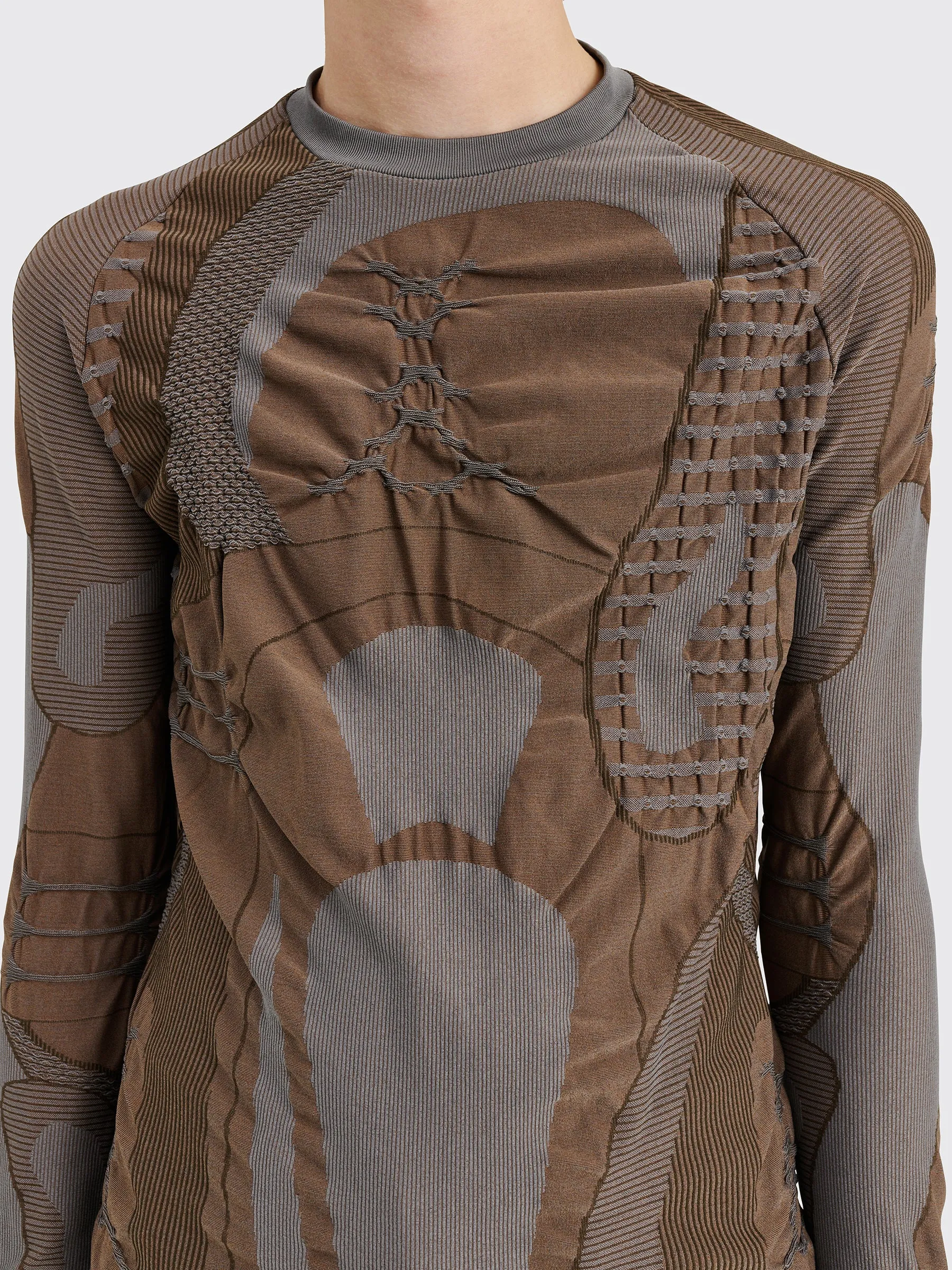 ROA Roundneck 3D Knit Sweater Brown / Grey sold by Tres Bien product image thumbnail 5