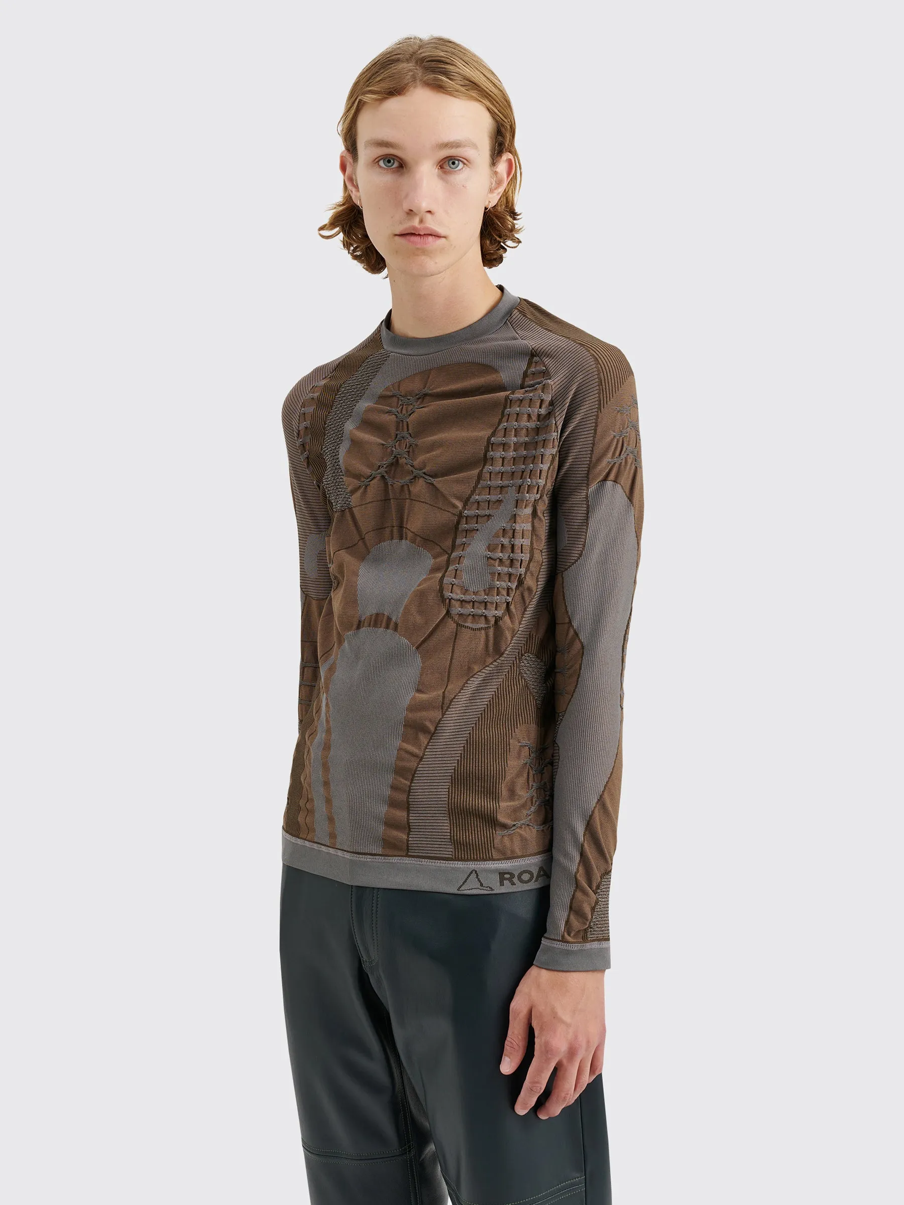 ROA Roundneck 3D Knit Sweater Brown / Grey sold by Tres Bien product image thumbnail 2