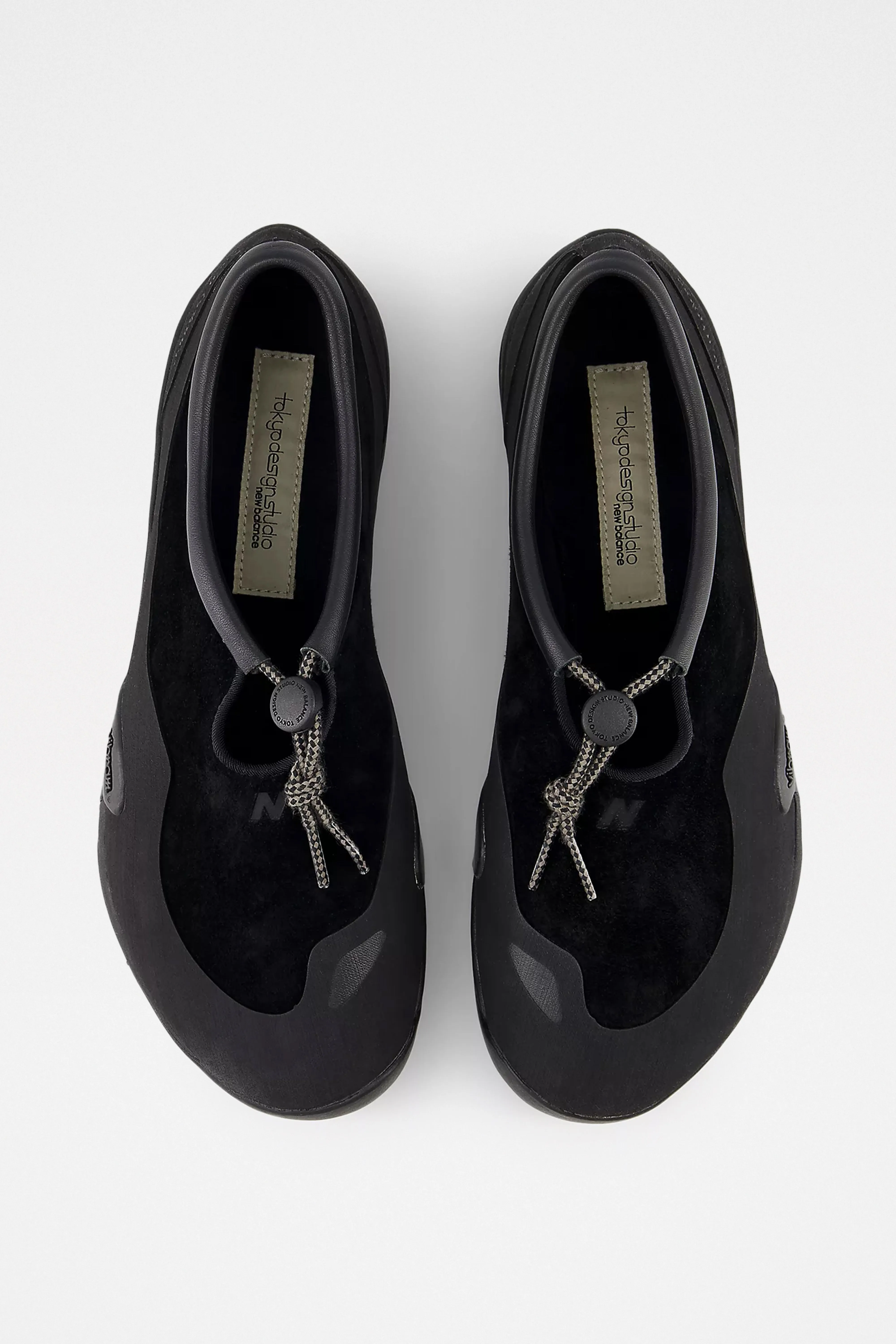 New Balance Tokyo Design Studio T10 Minimus Black / Dockside sold by Tres Bien product image thumbnail 3