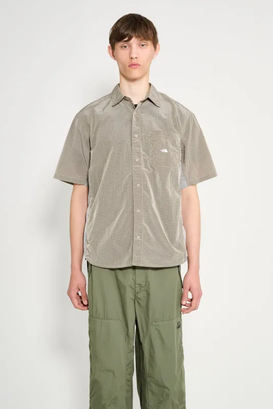 The North Face Fabric Mix Short Sleeve Shirt Gravel made by The North Face