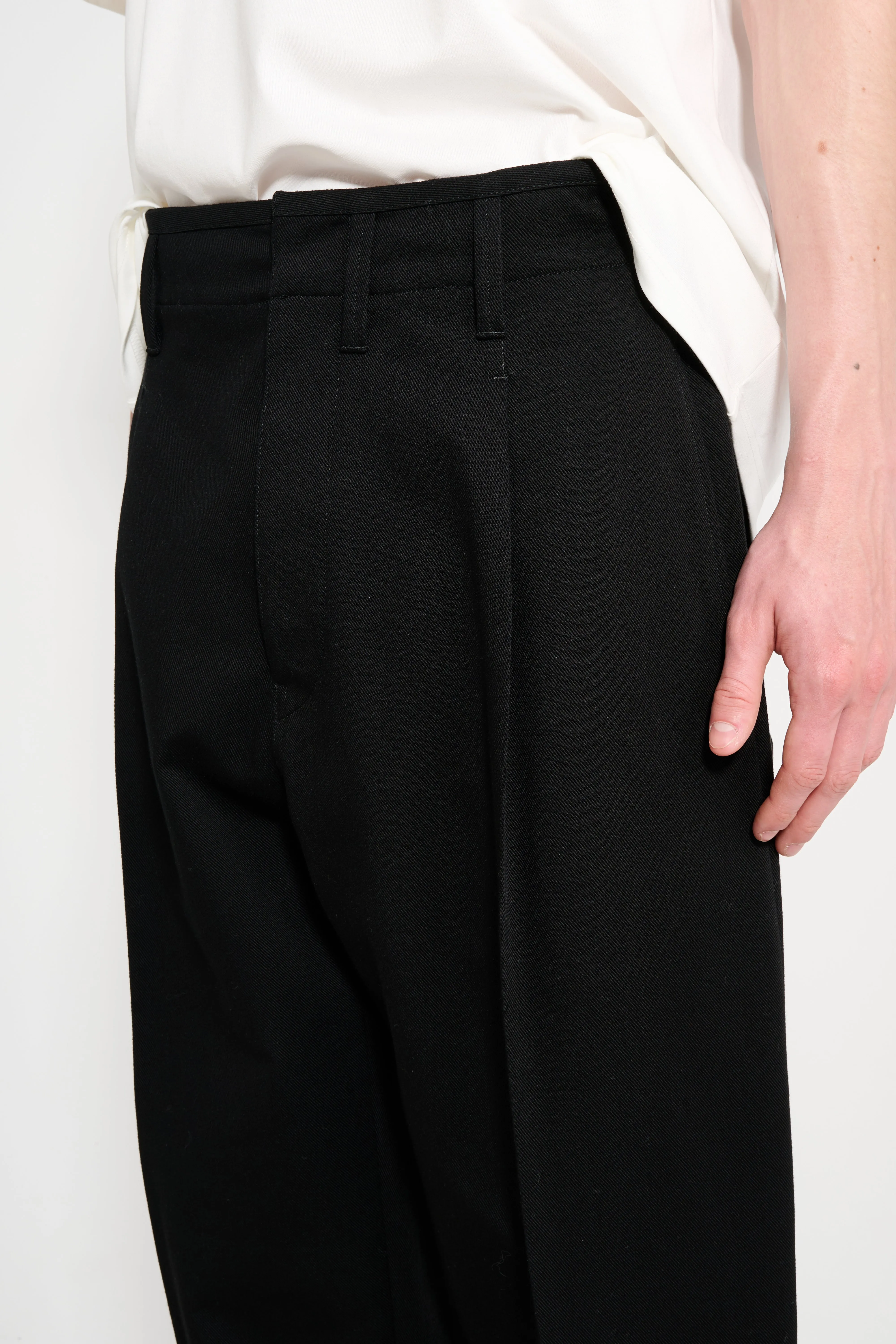 Lemaire Pleated Carrot Pants Black sold by Tres Bien product image thumbnail 5