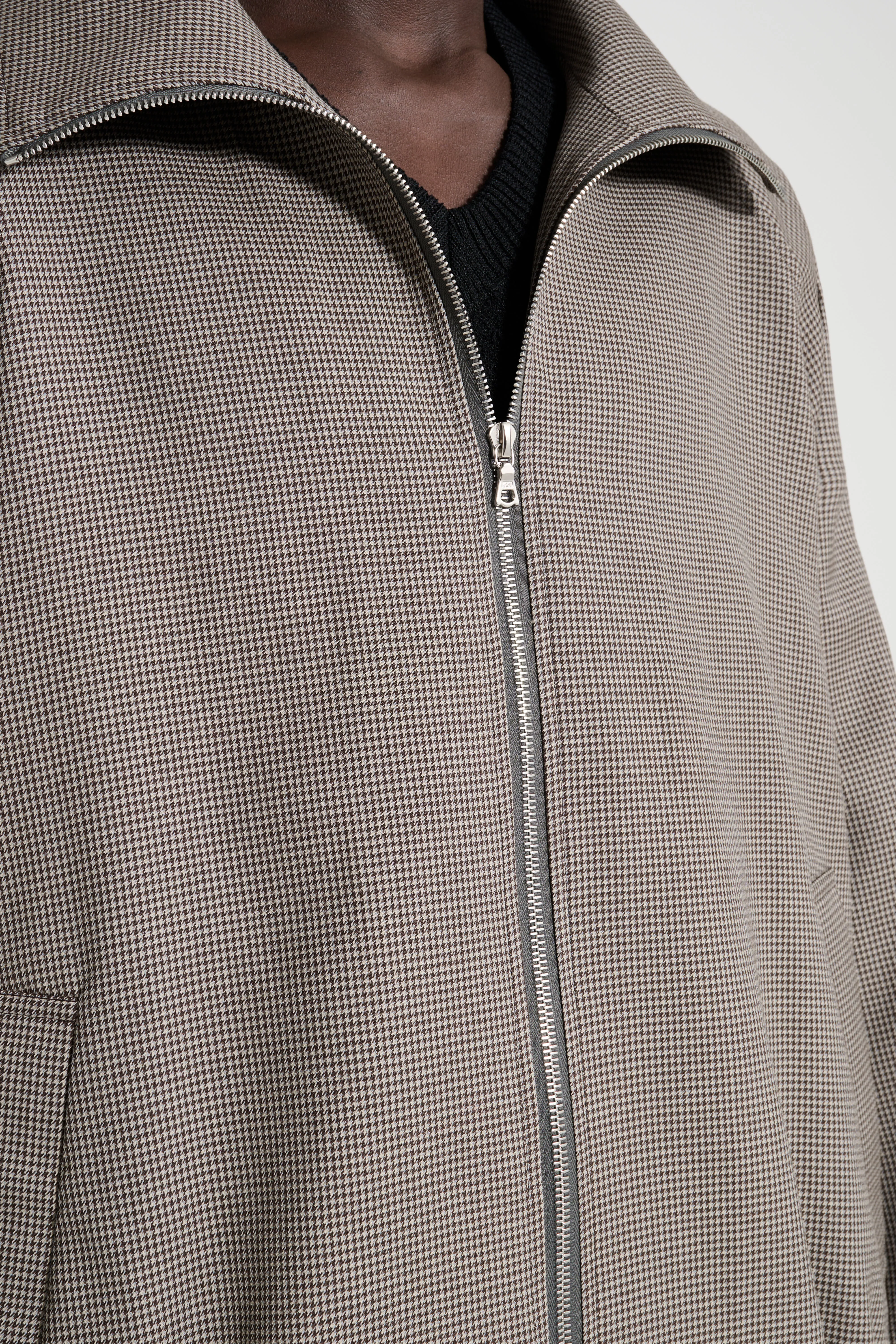 ssstein Double Weave Houndstooth Zip Up Short Jacket Houndstooth sold by Tres Bien product image thumbnail 5