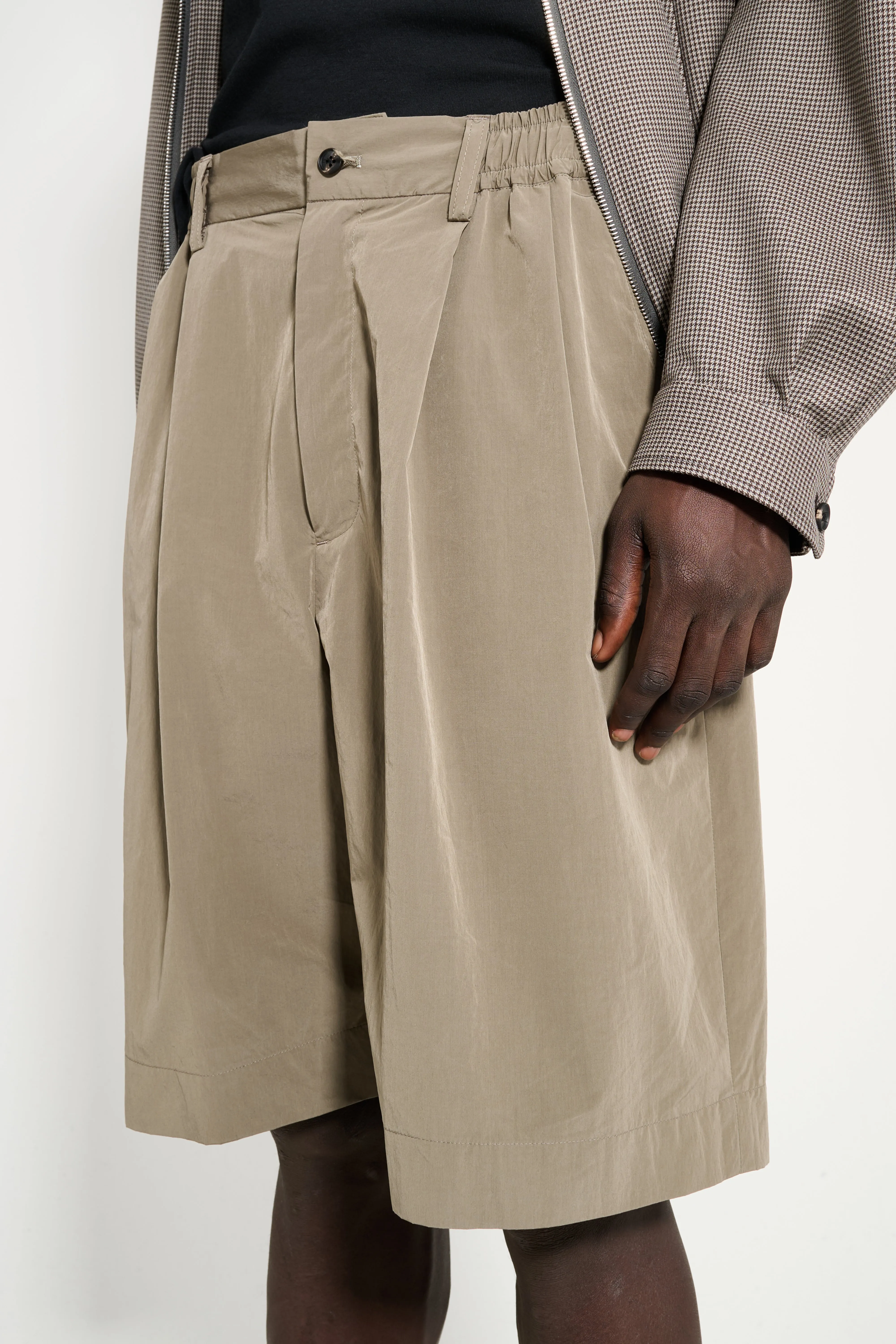 ssstein Windproof Nylon Wide Easy Shorts Taupe sold by Tres Bien product image thumbnail 2
