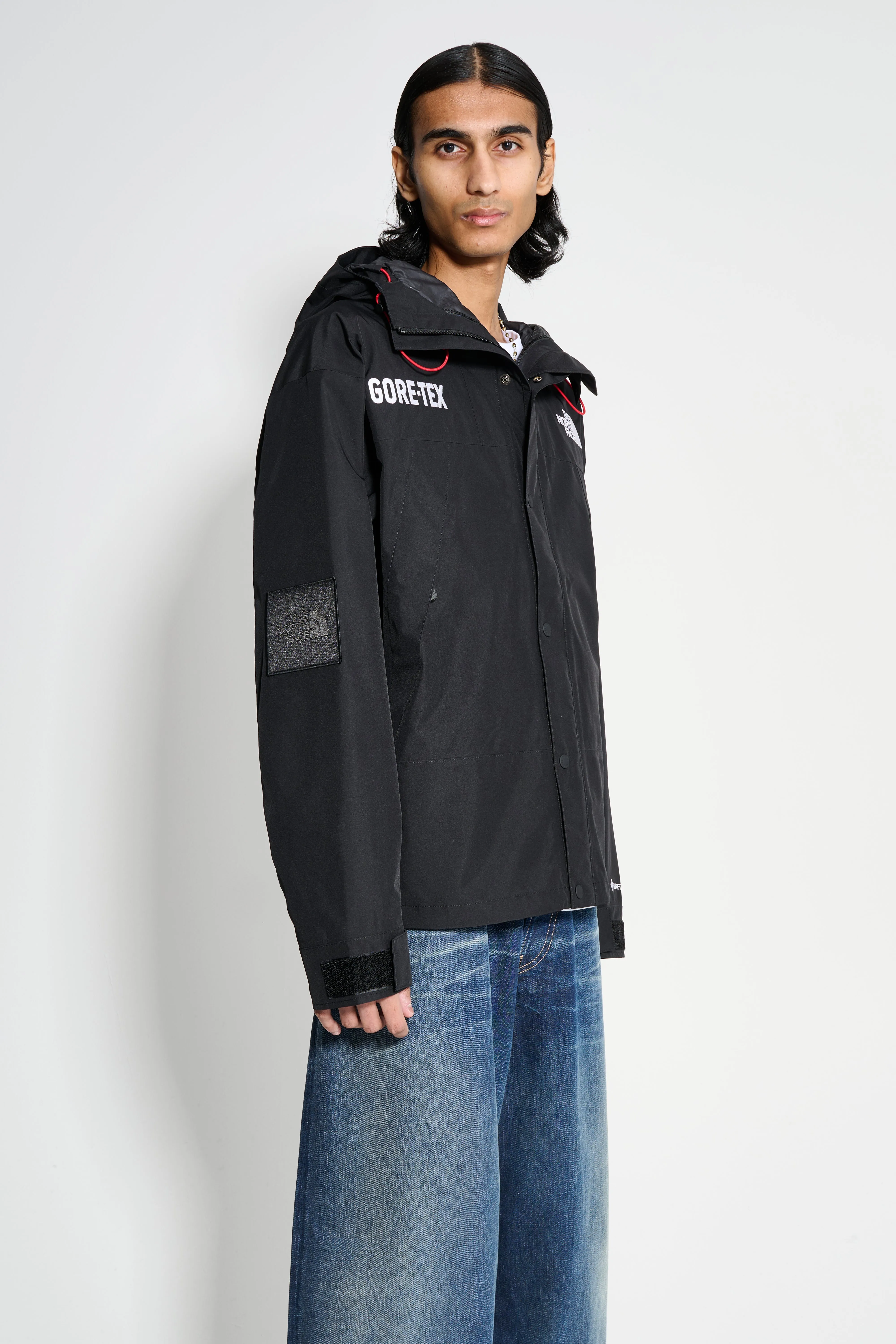 The North Face GTX Mountain Jacket TNF Black sold by Tres Bien product image thumbnail 3