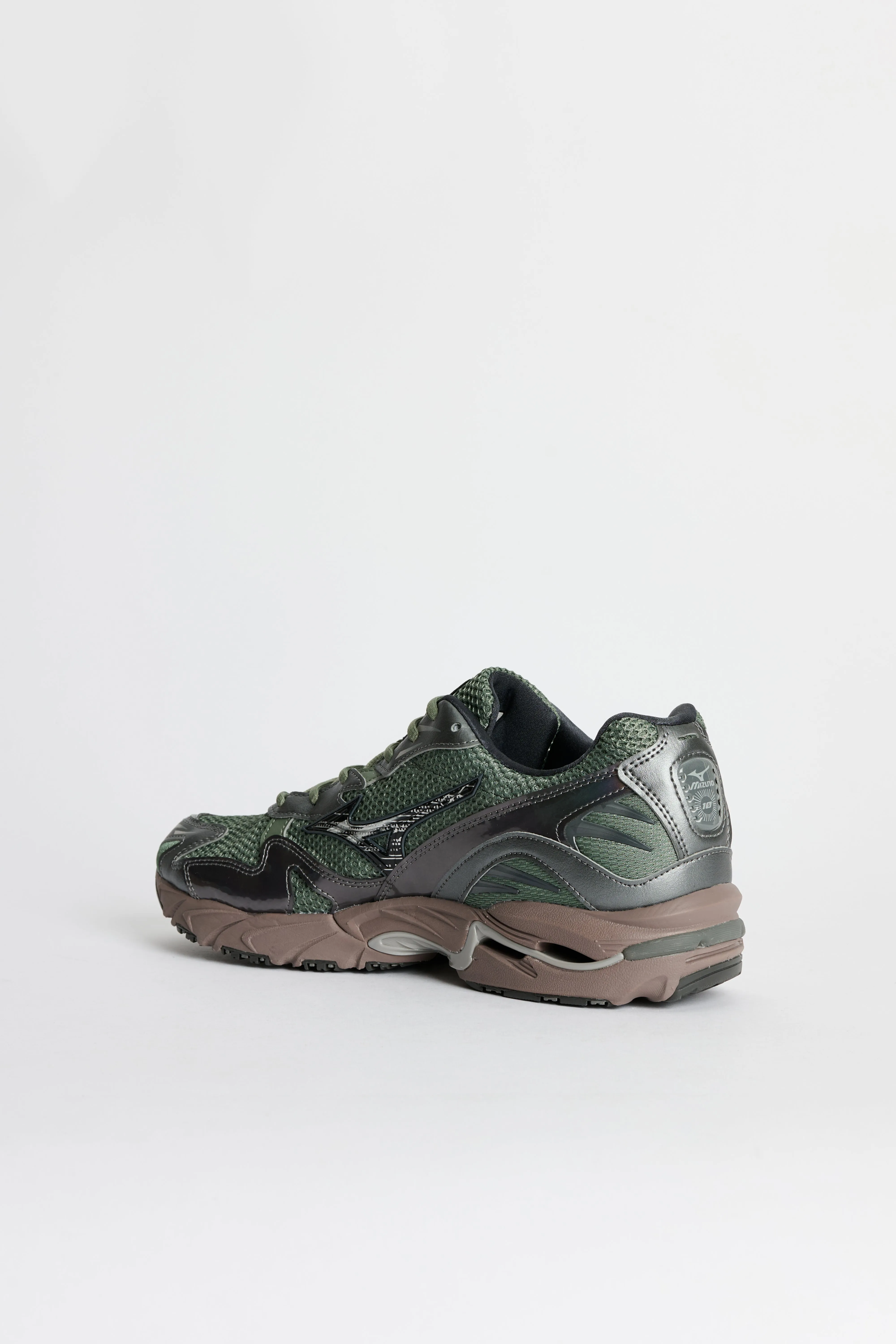 Mizuno Wave Rider 10 Agave Green / Black Sand sold by Tres Bien product image thumbnail 2