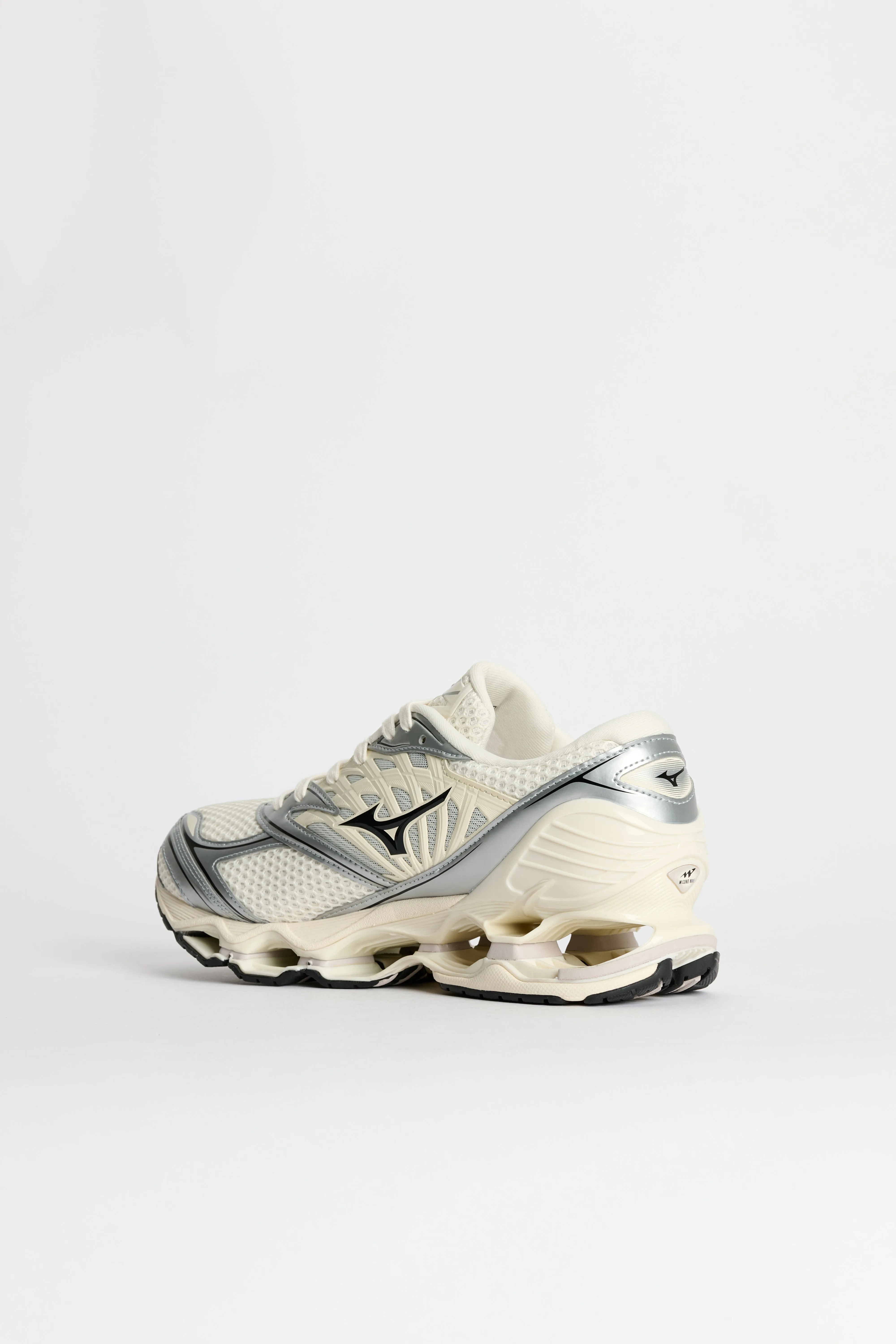 Mizuno Wave Prophecy LS Pristine / Silver sold by Tres Bien product image thumbnail 2