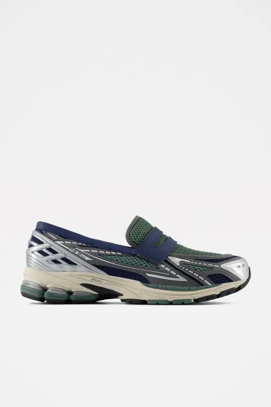 New Balance 1906 Loafer Silver Metallic / NB Navy made by New Balance