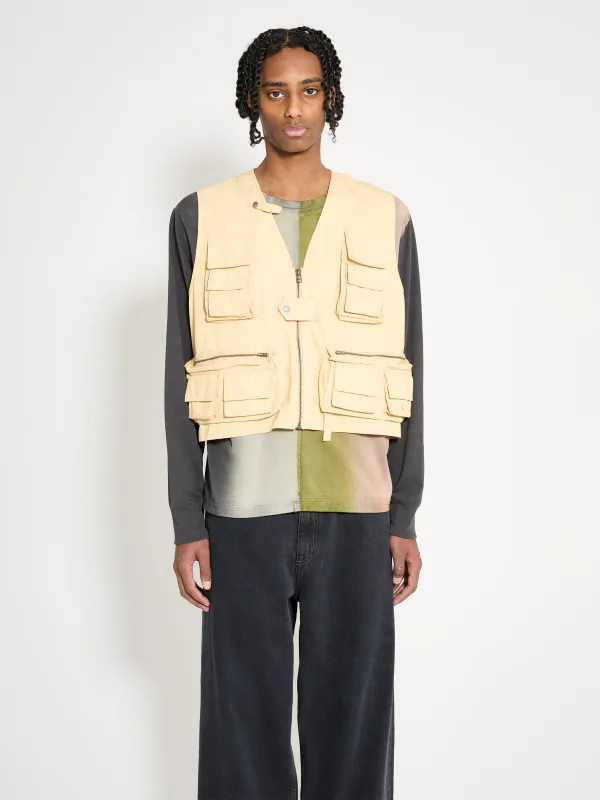 Nike Life Utility Vest Sesame made by Nike