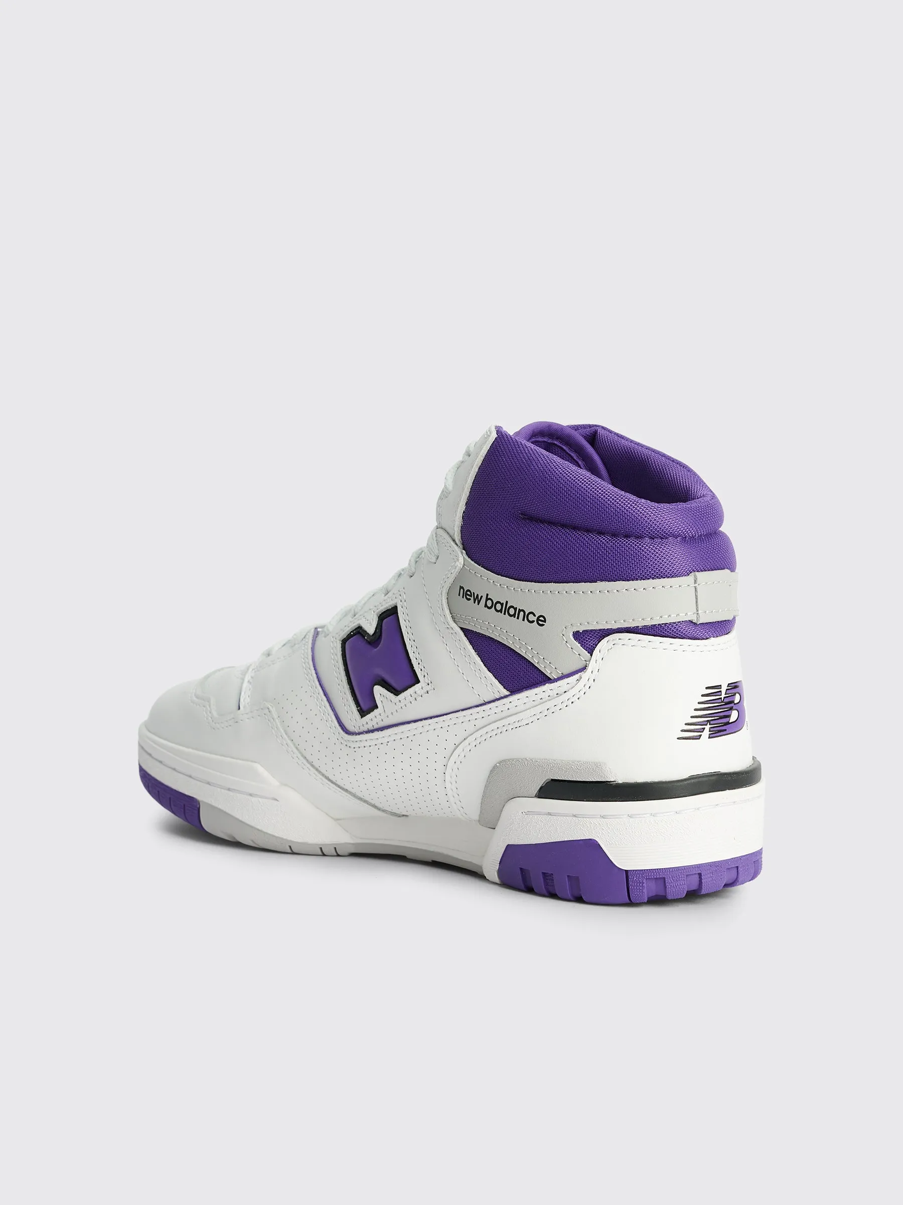 New Balance 560 White / Interstellar sold by Tres Bien product image thumbnail 2