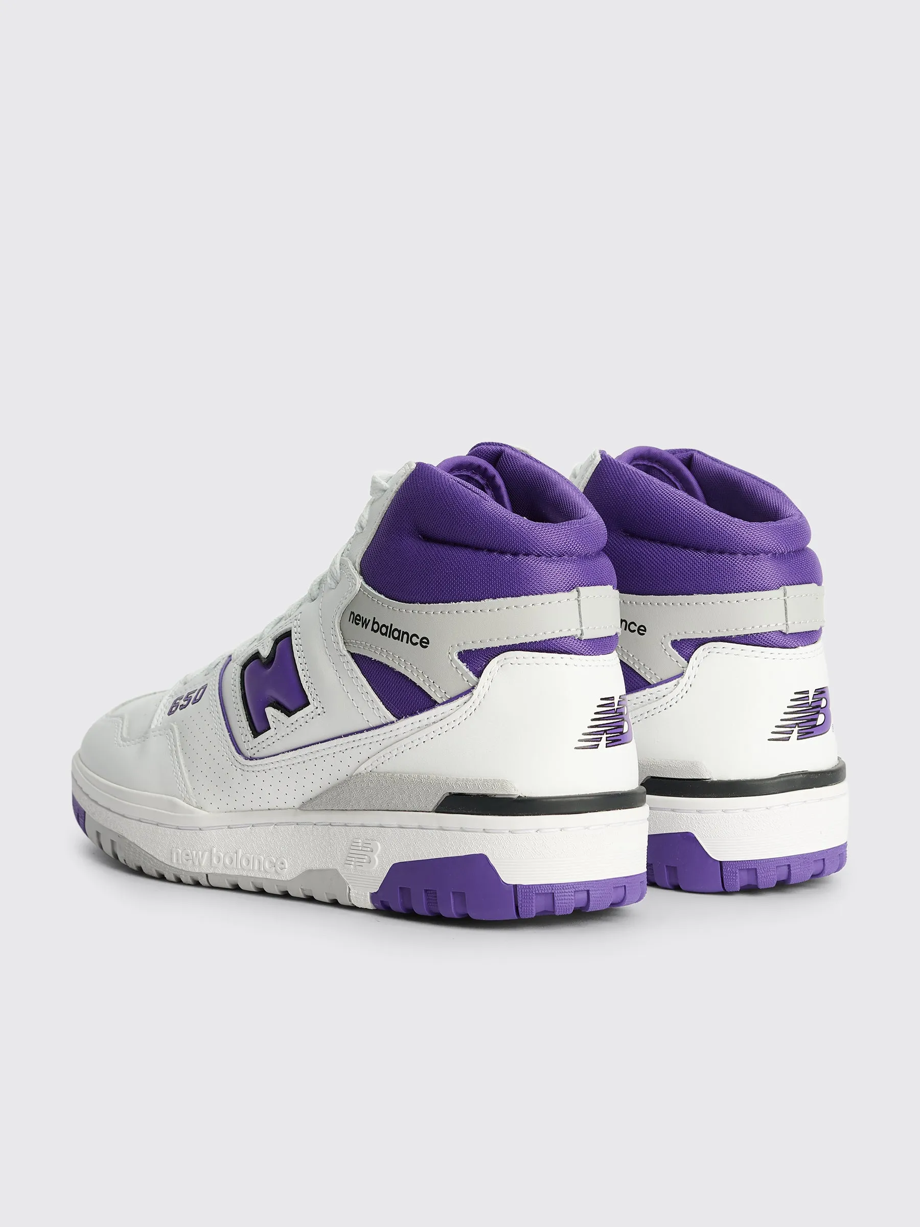 New Balance 560 White / Interstellar sold by Tres Bien product image thumbnail 4