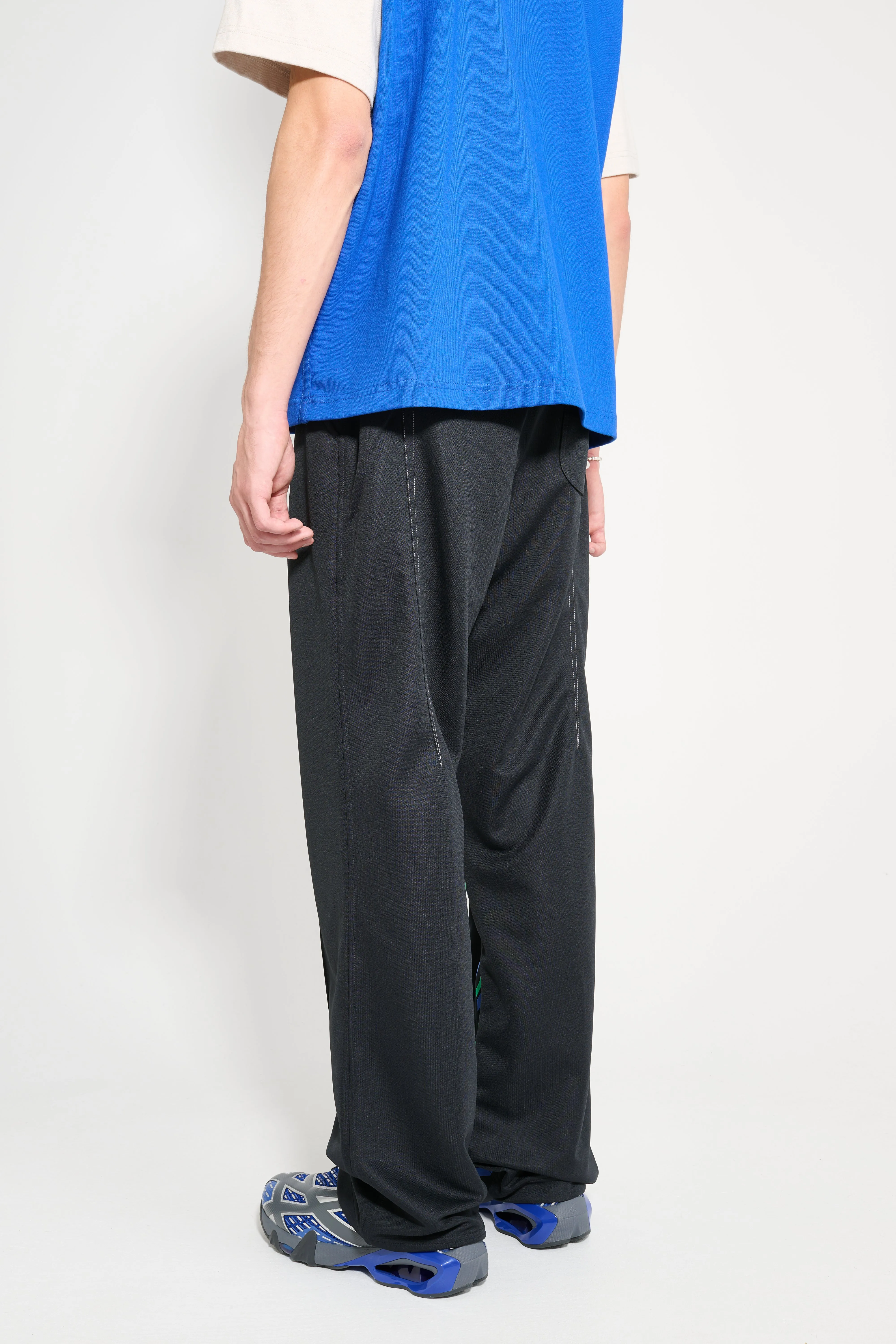 Asics Novalis Styrax Track Pants Anthracite sold by Tres Bien product image thumbnail 4