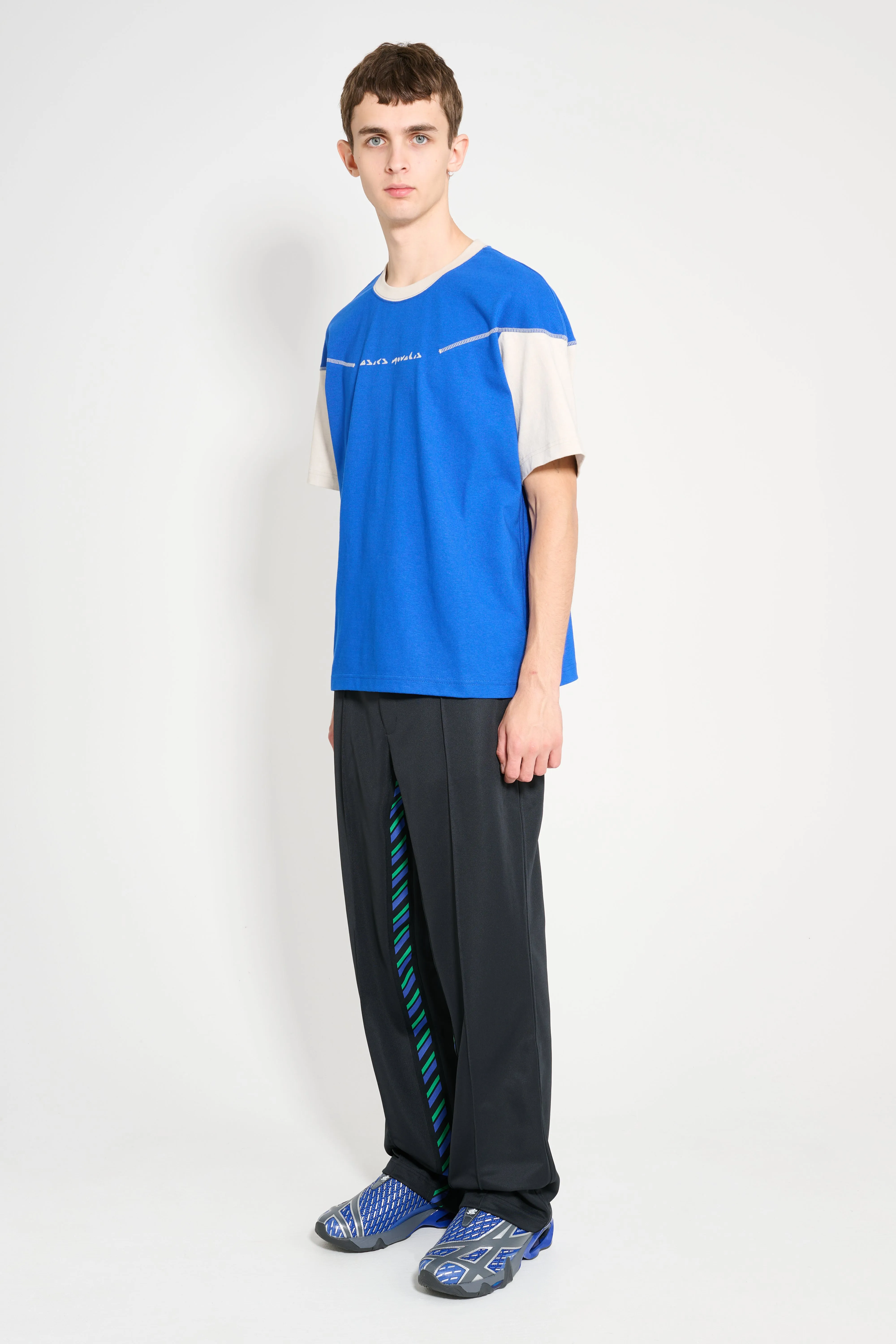 Asics Novalis Styrax Track Pants Anthracite sold by Tres Bien product image thumbnail 2