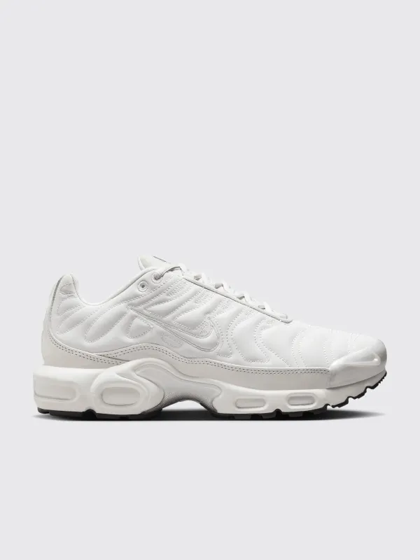 Nike W’s Air Max Plus Platinum Tint sold by Tres Bien