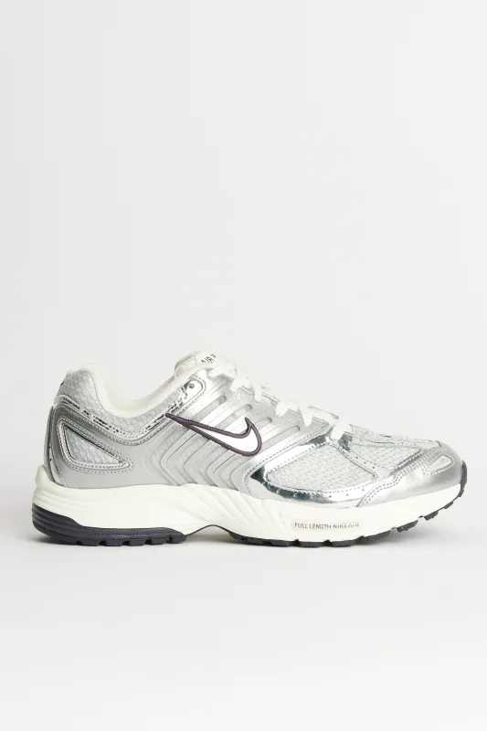 Nike W Air Pegasus 2005 Photon Dust / Chrome sold by Tres Bien