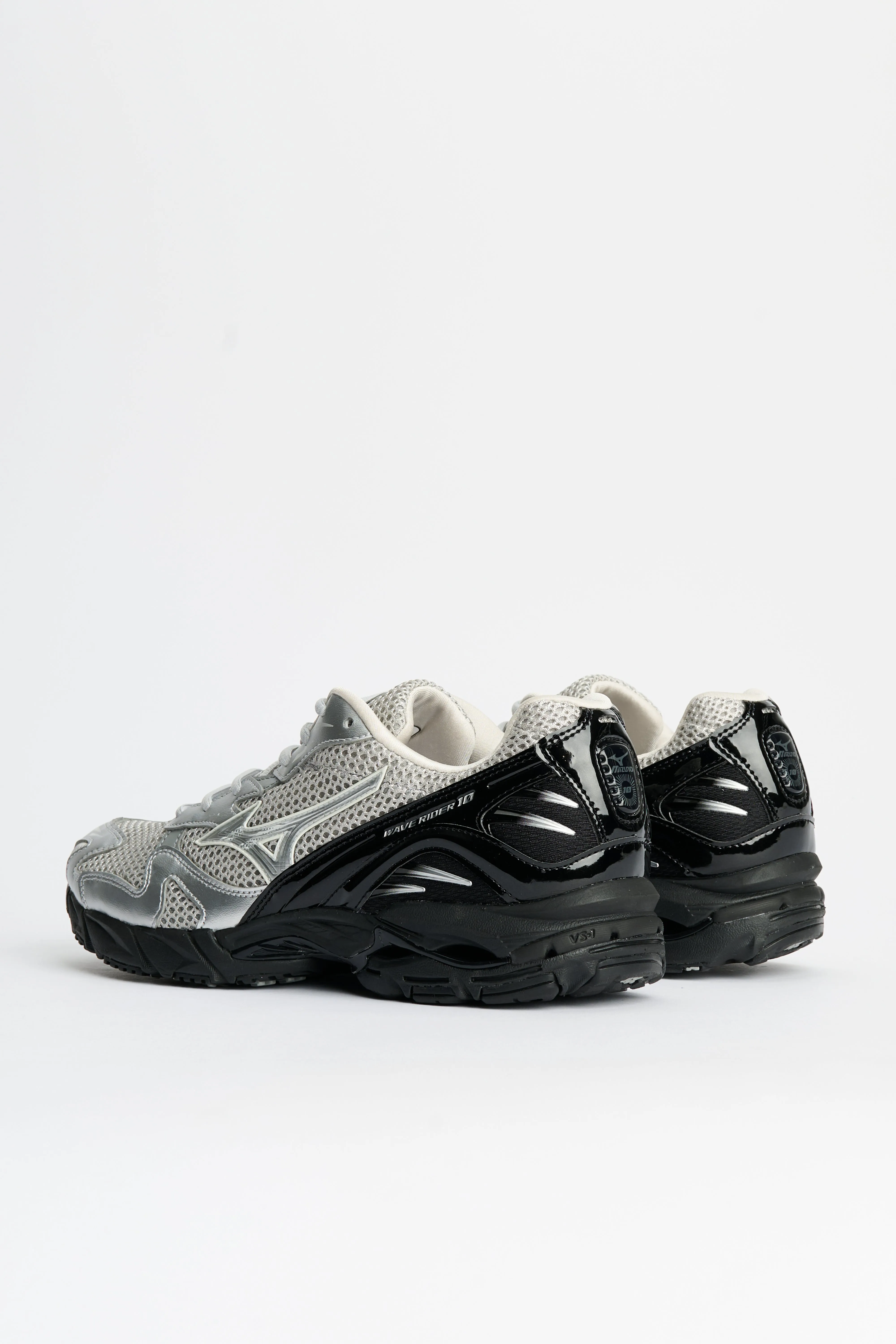 Mizuno Wave Rider 10 Harbor Mist / Silver / Black sold by Tres Bien product image thumbnail 5