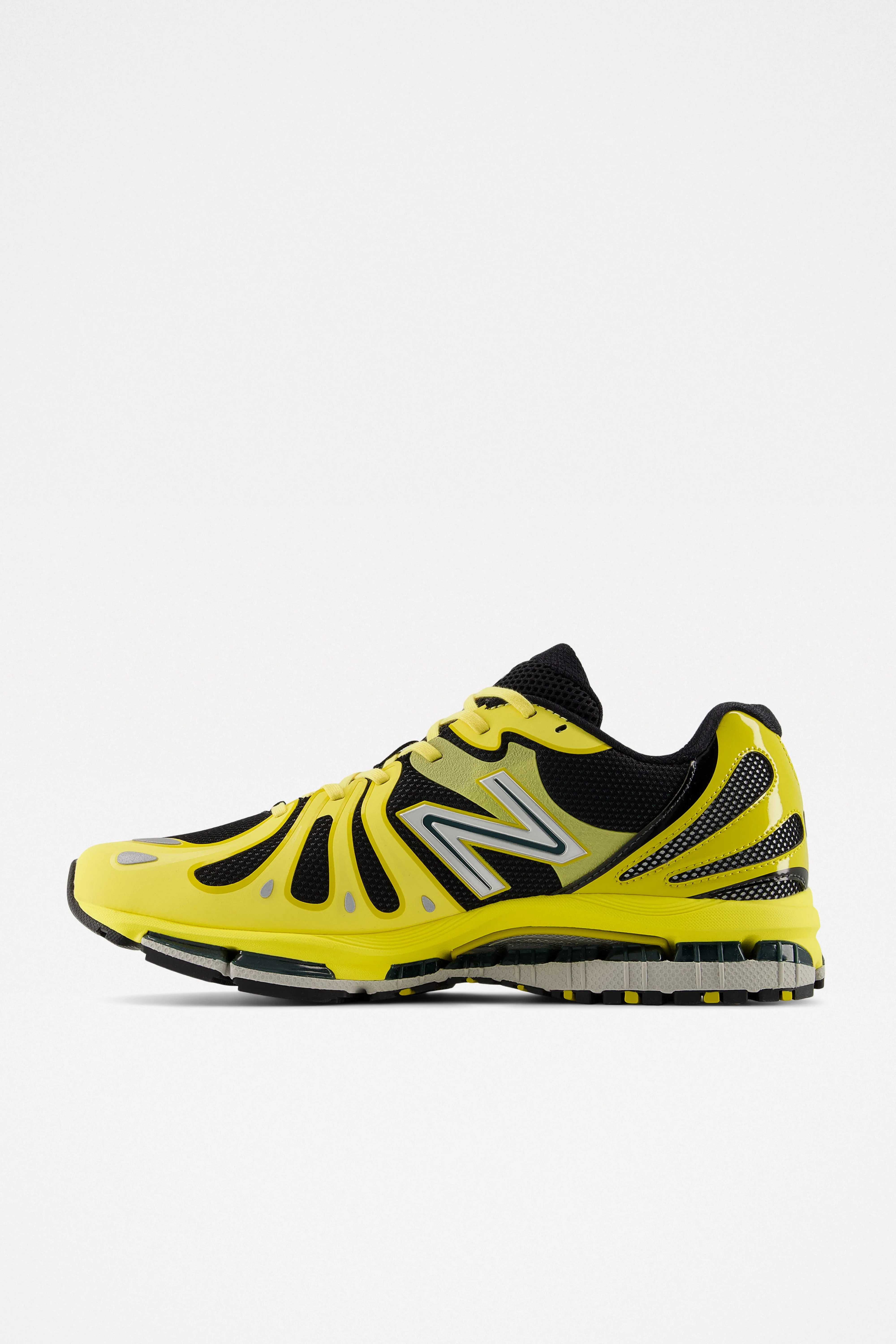 New Balance 1890 Star Burst / Black sold by Tres Bien product image thumbnail 2