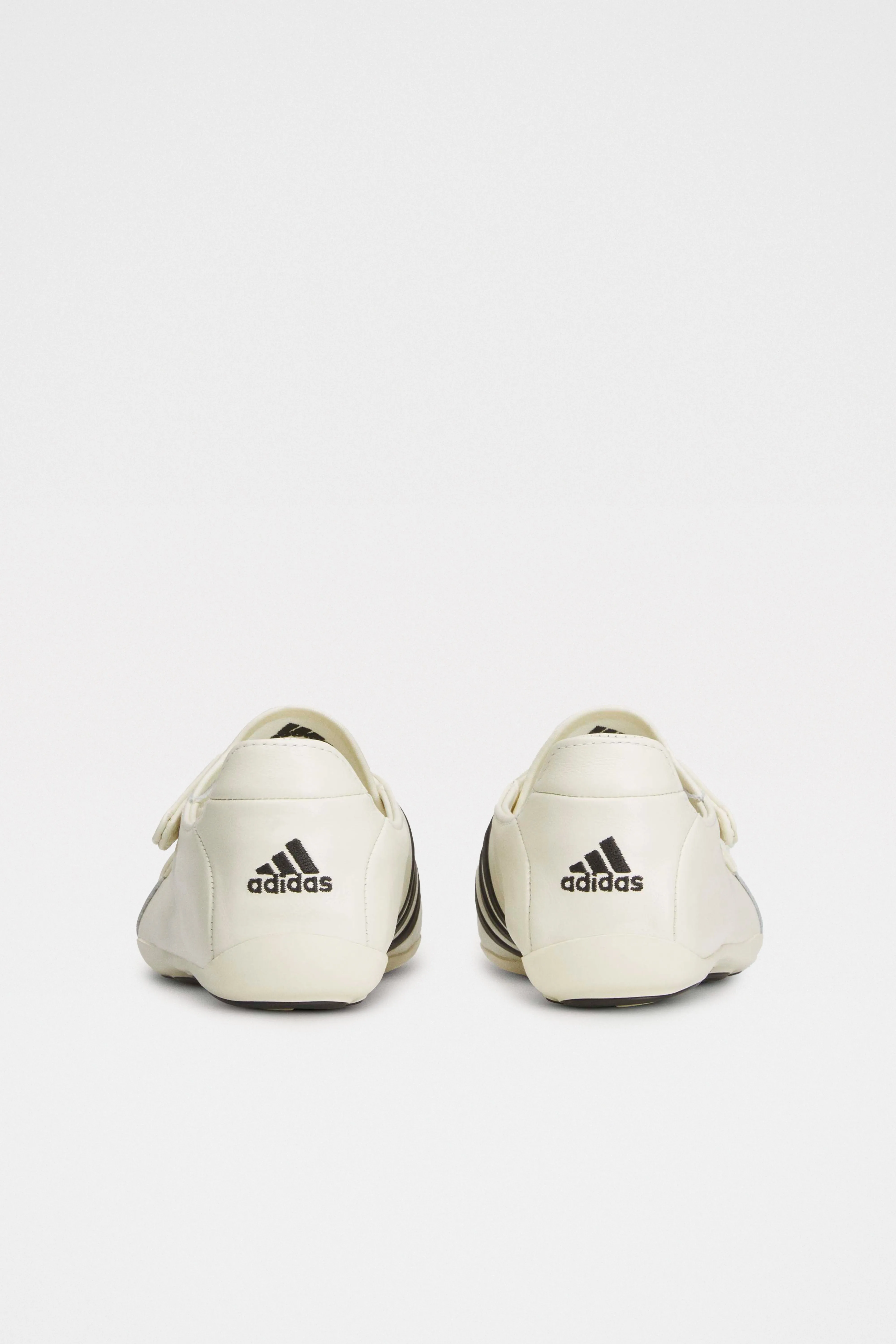 adidas Originals x Pharrell VIRGINIA Vario FLAT EARTHER Black / White sold by Tres Bien product image thumbnail 5