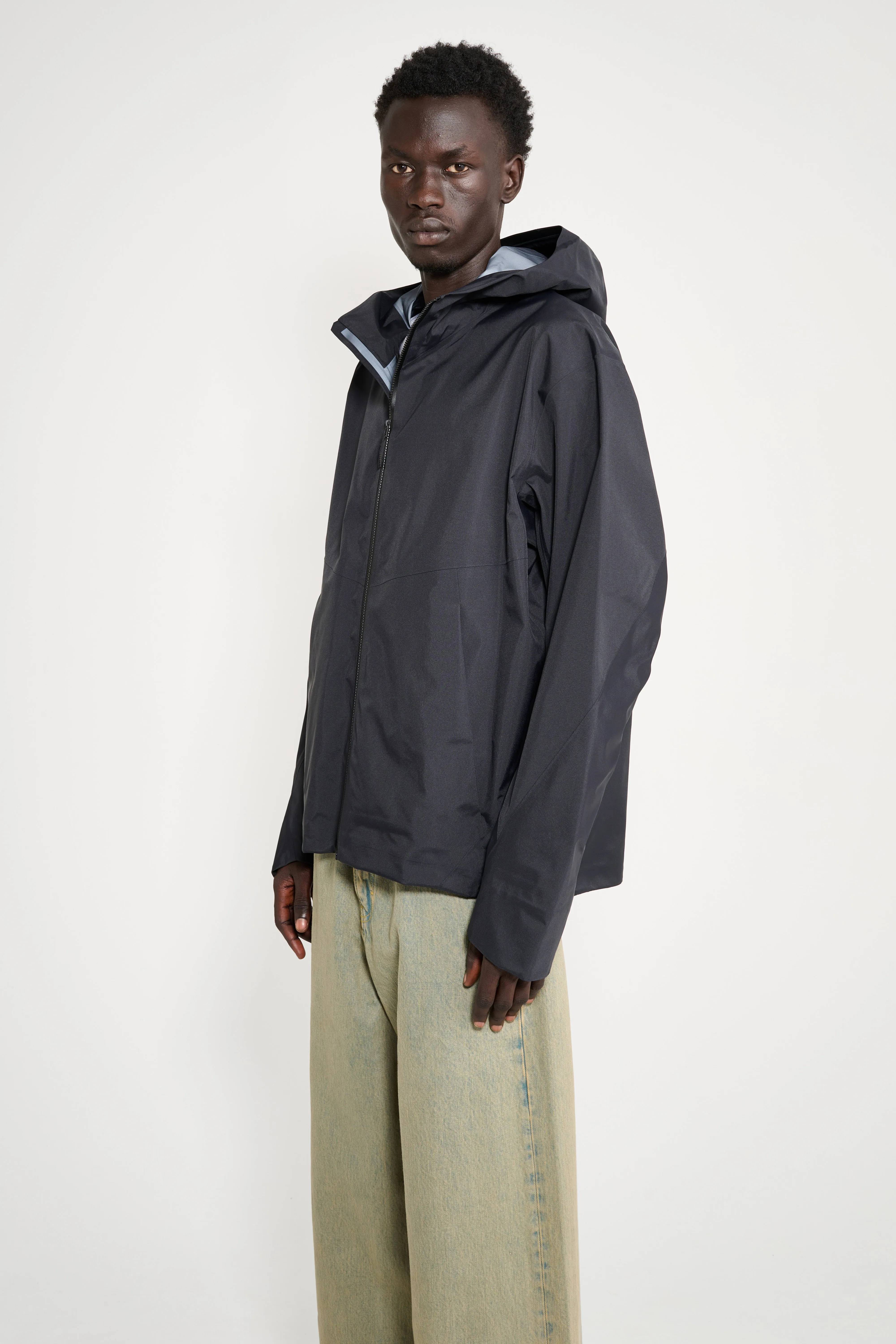 Arc'teryx Veilance Arris Jacket Black sold by Tres Bien product image thumbnail 2