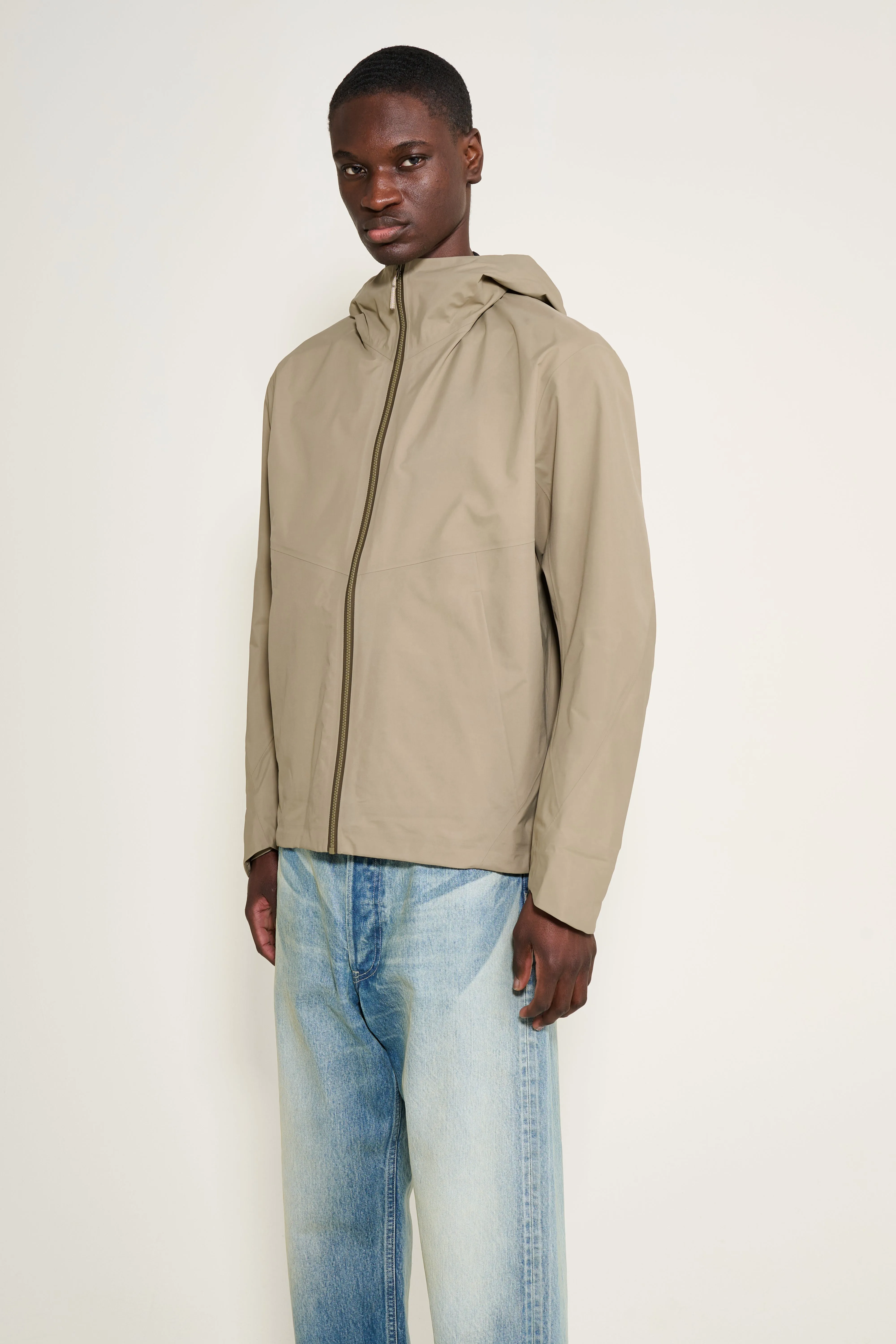 Arc'teryx Veilance Arris Jacket Light Gnosis sold by Tres Bien product image thumbnail 2