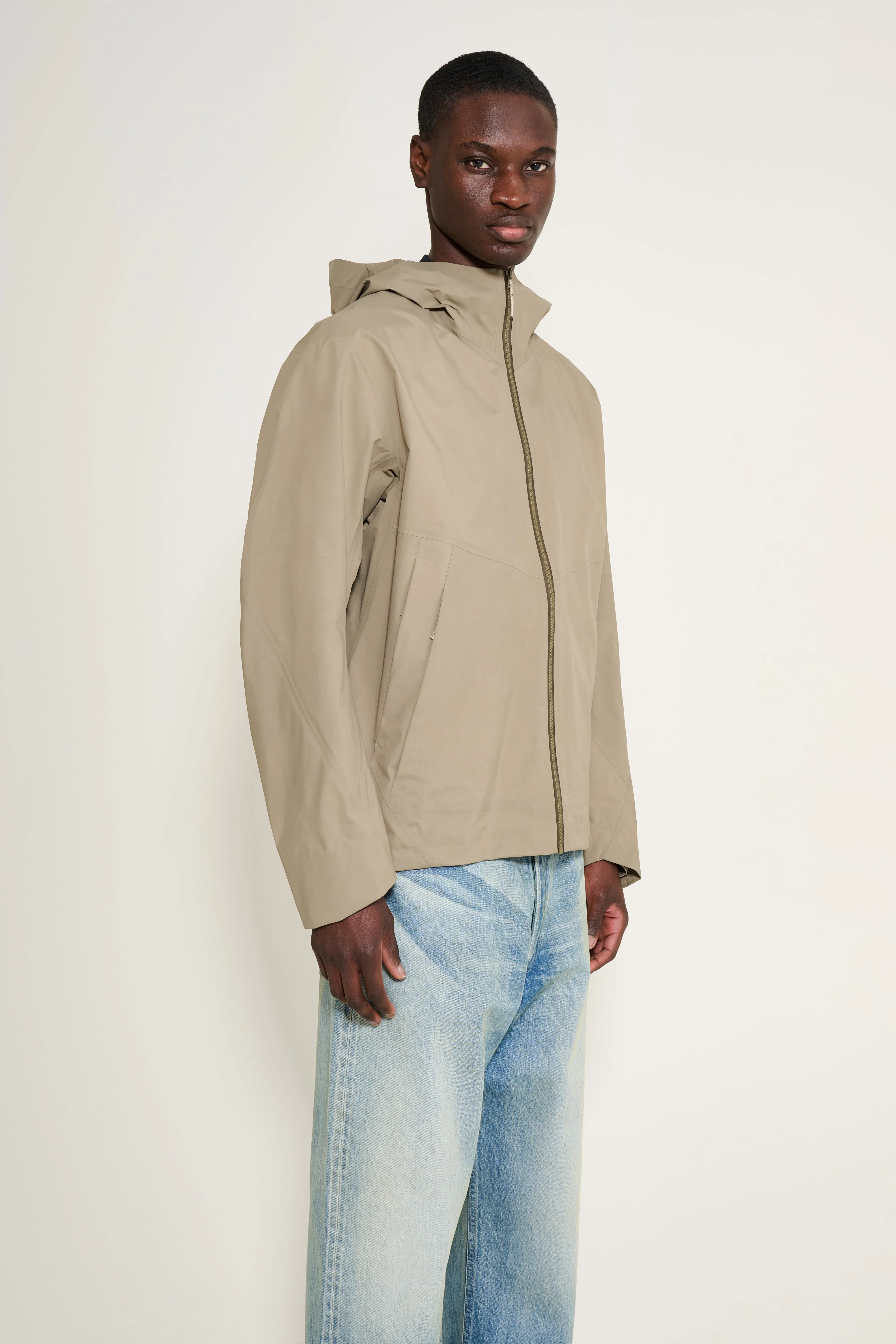 Arc'teryx Veilance Arris Jacket Light Gnosis sold by Tres Bien product image thumbnail 4