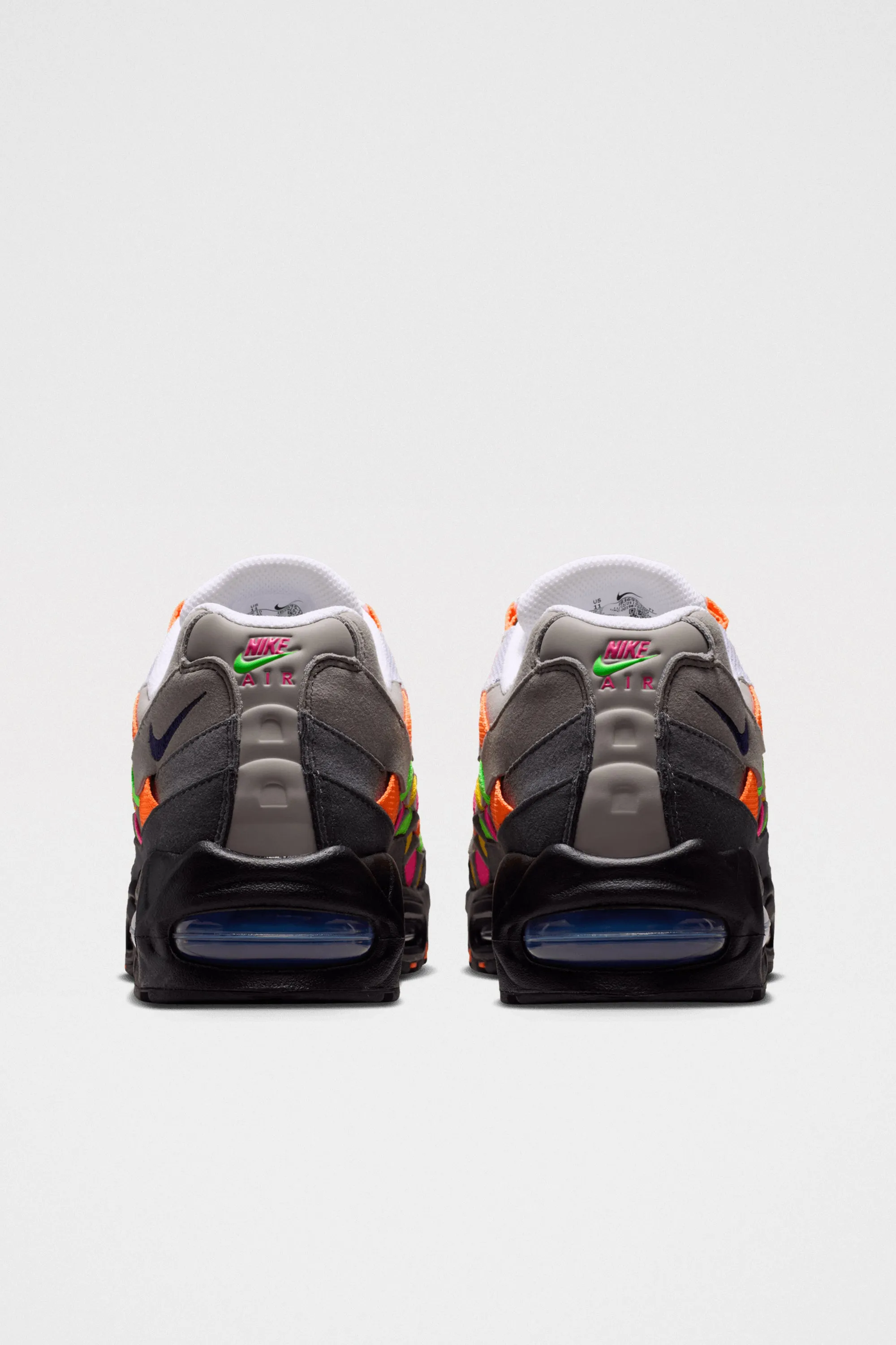 Nike Air Max 95 Big Bubble Hyper Pink / Green Strike sold by Tres Bien product image thumbnail 4