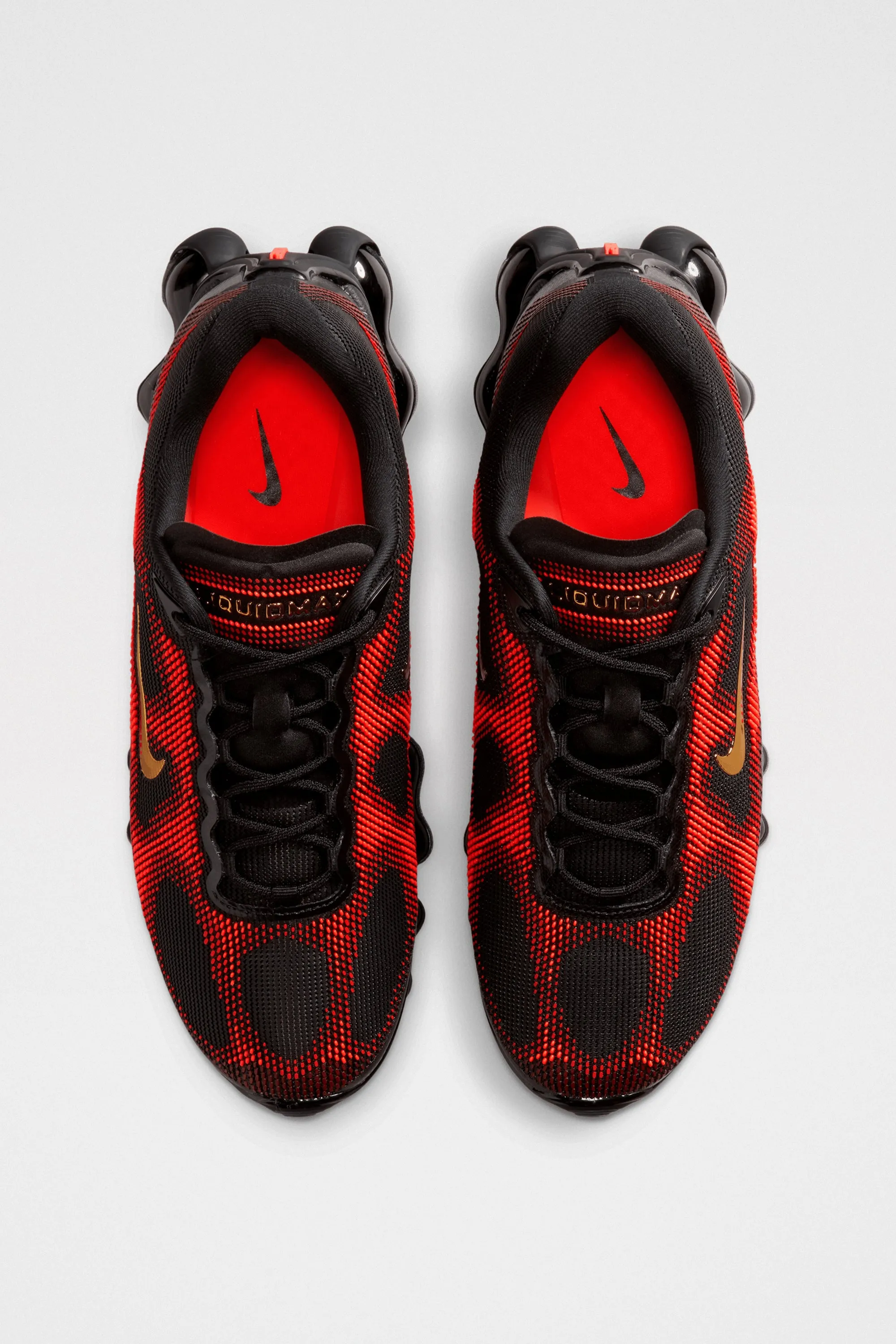 Nike Air Liquid Max Bright Crimson / Fire Red sold by Tres Bien product image thumbnail 3