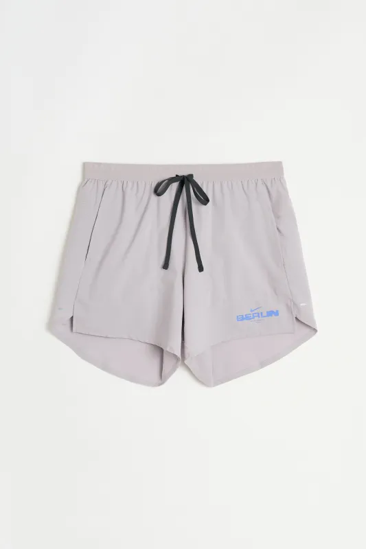 Nike M City Marathon Dri-Fit Stride 5 Inch Shorts Berlin College Grey made by Nike