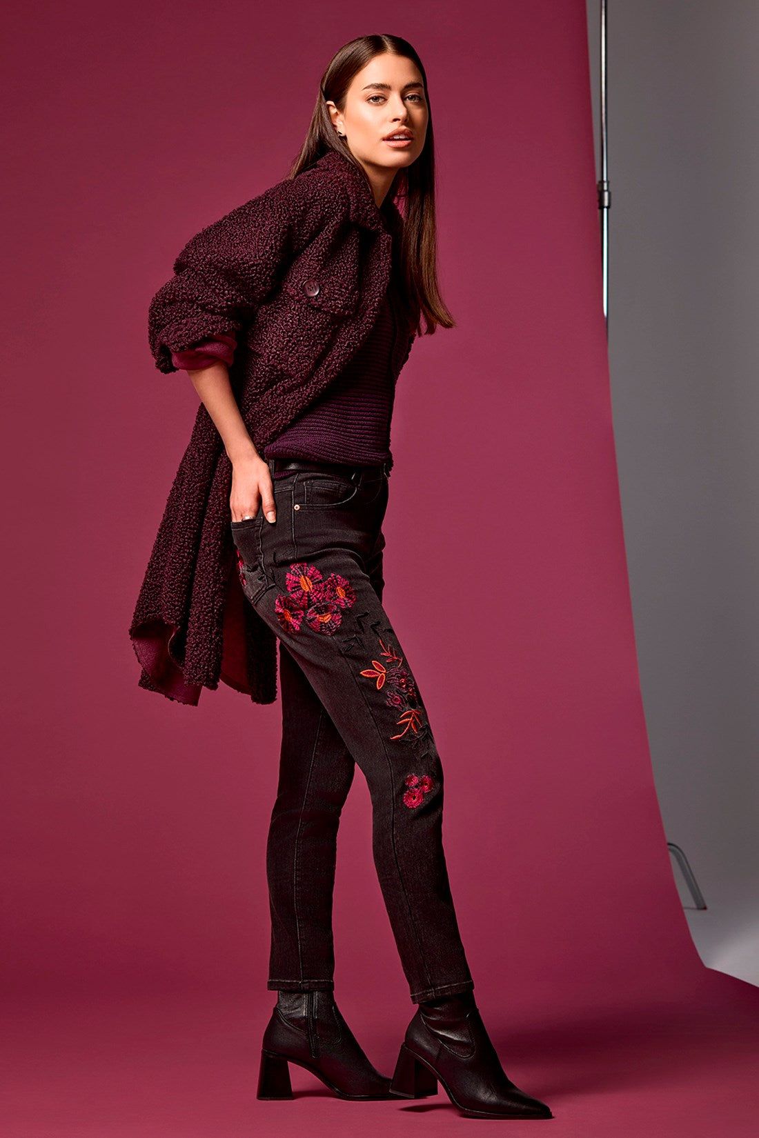 BONDED SHEARLING JACKET WITH POCKETS-Black orchid sold by Tribal