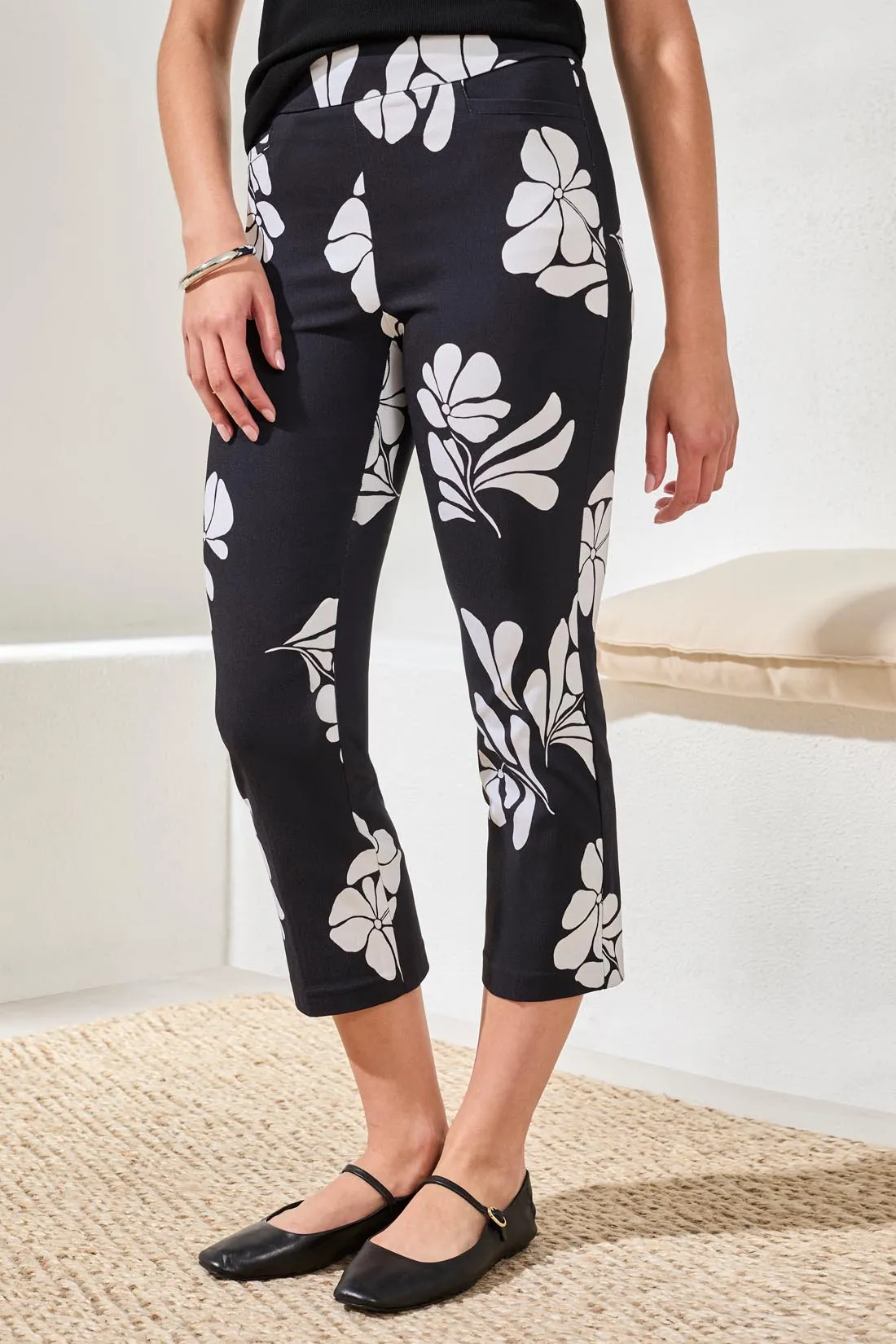 Bengaline Pull‑On Capris with Floral Motif-Jetblack sold by Tribal product image thumbnail 3