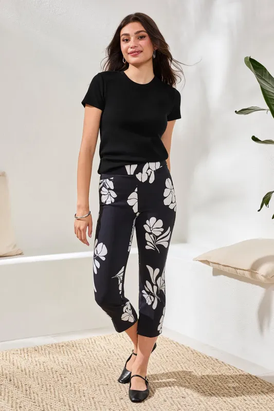 Bengaline Pull‑On Capris with Floral Motif-Jetblack made by Tribal