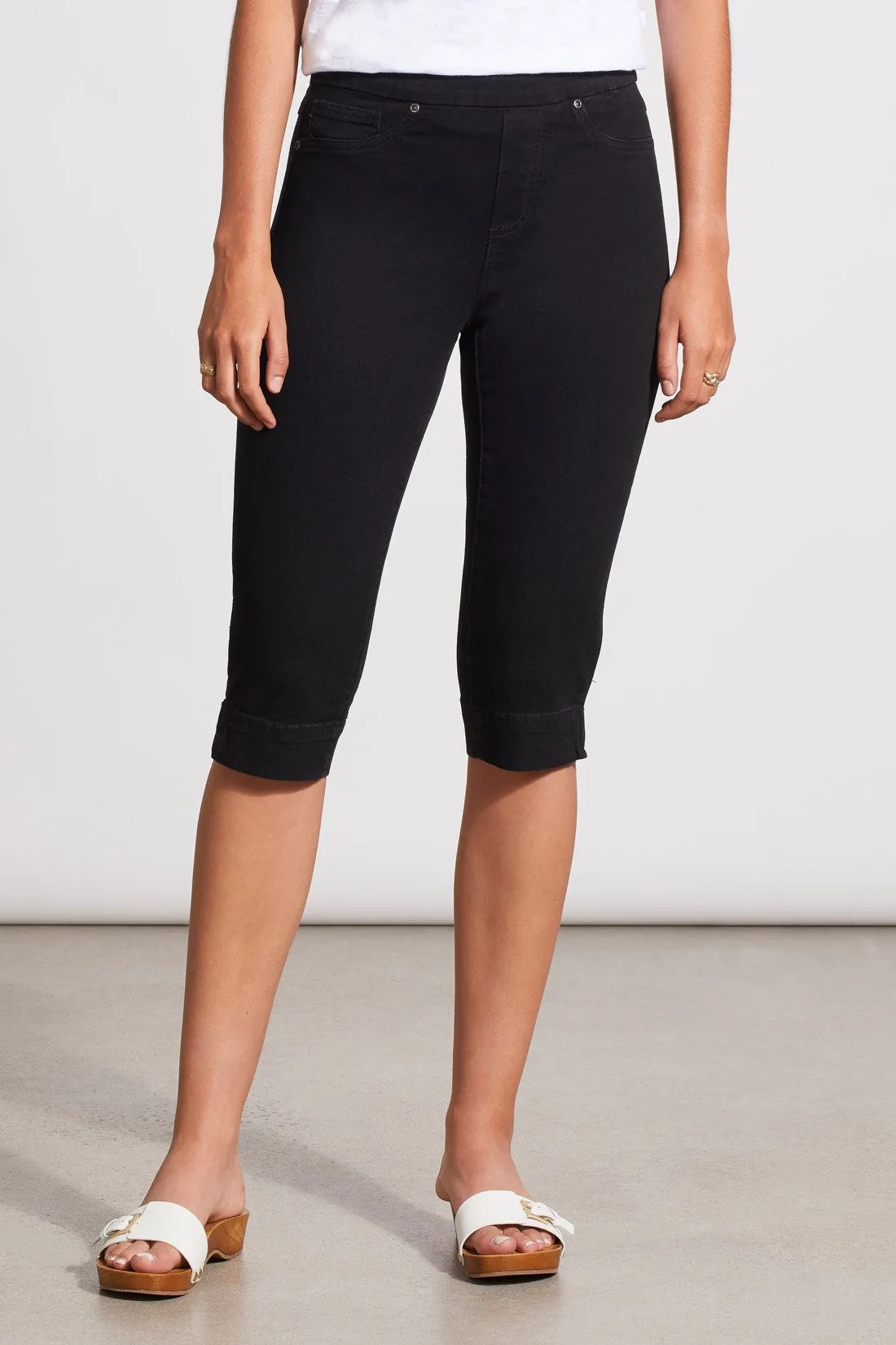 PULL-ON STRETCH DENIM CAPRIS-Black sold by Tribal