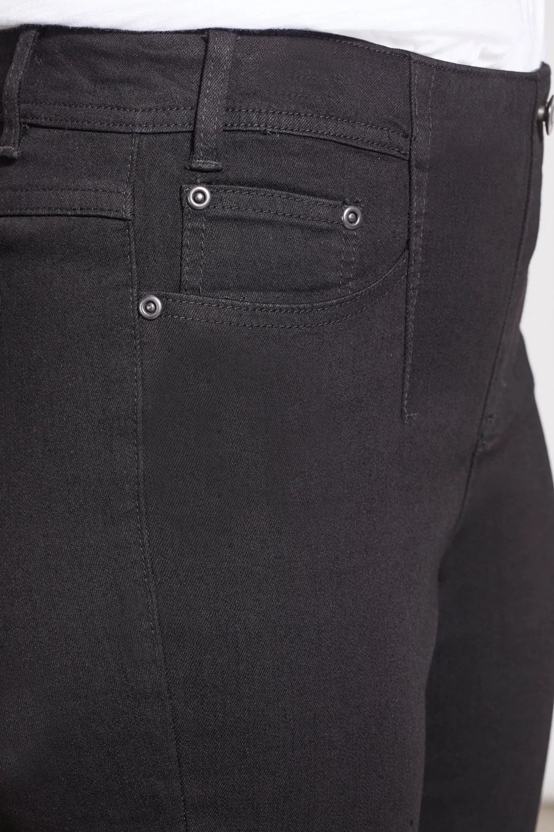 AUDREY ICON PULL-ON ANKLE SKINNY JEANS-Black sold by Tribal product image thumbnail 3