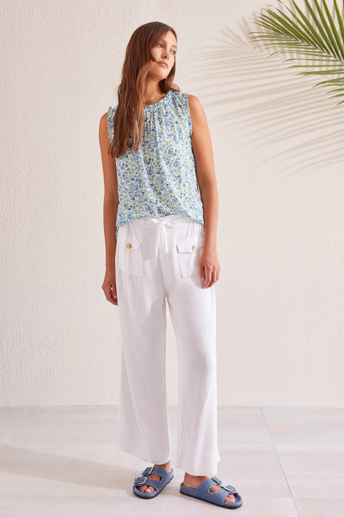 PULL-ON LINEN BLEND PAPERBAG CROP PANTS-White sold by Tribal