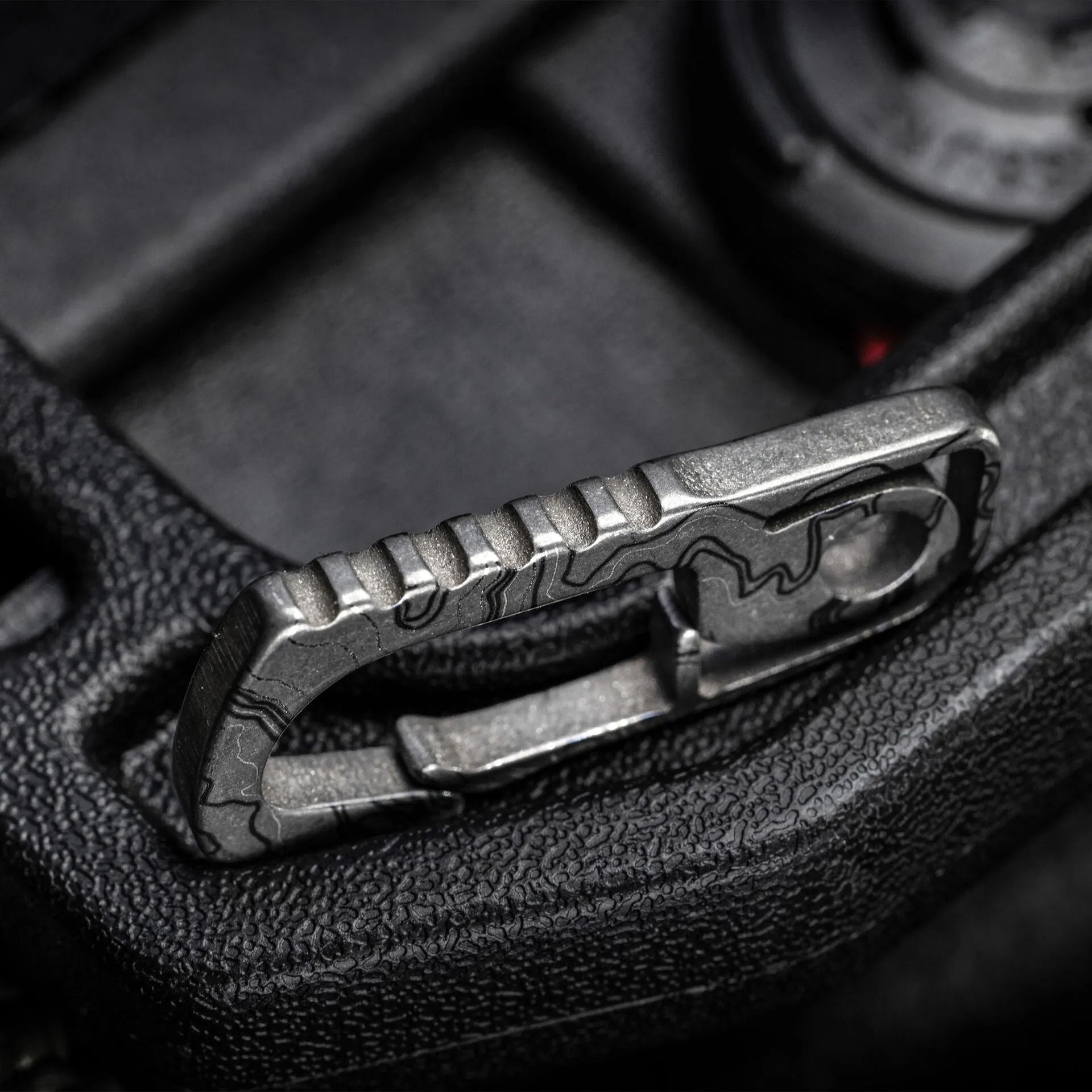 SE Hook Up Micro Titanium Topo TAD Edition sold by Triple Aught Design product image thumbnail 5