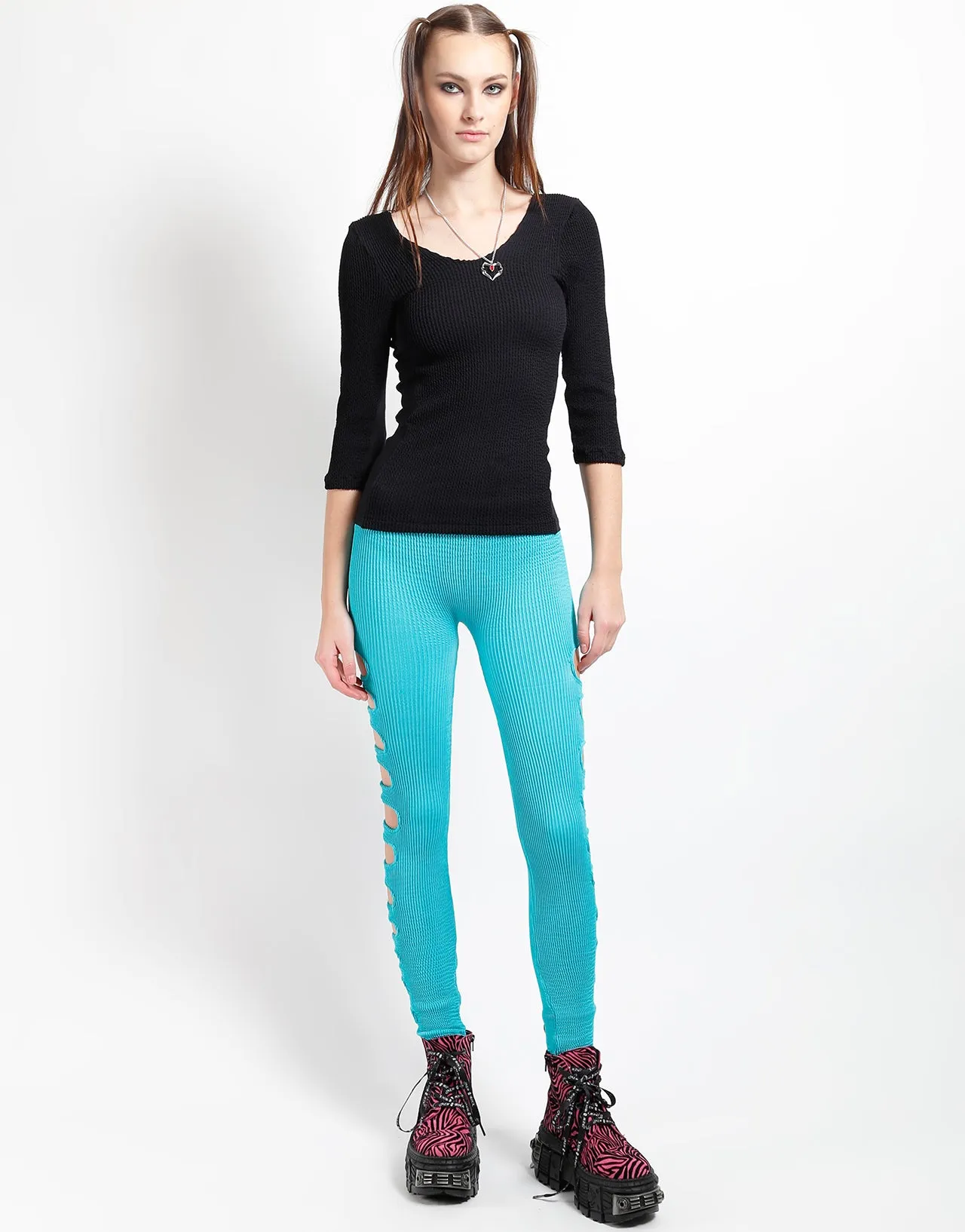 DOUBLE V-NECK 3/4 SLEEVE TOP sold by Tripp nyc product image thumbnail 2