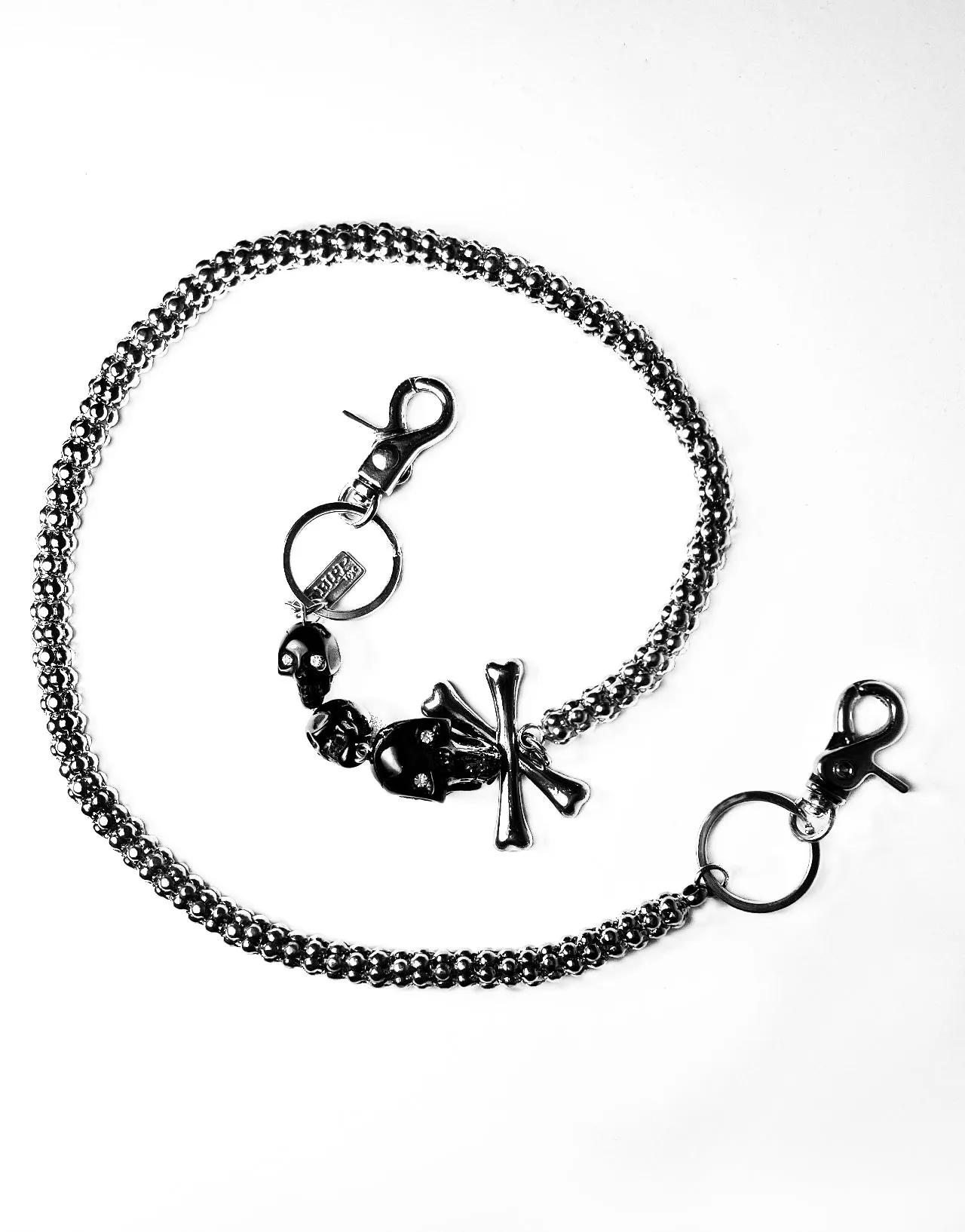 TRIPLE SKULL CHAIN SILVER sold by Tripp nyc product image thumbnail 5