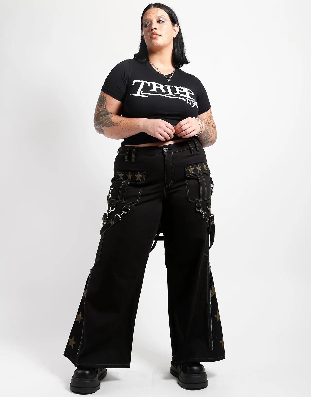 CURVE I AM A STAR DARK STREET PANT ARMY sold by Tripp nyc product image thumbnail 2