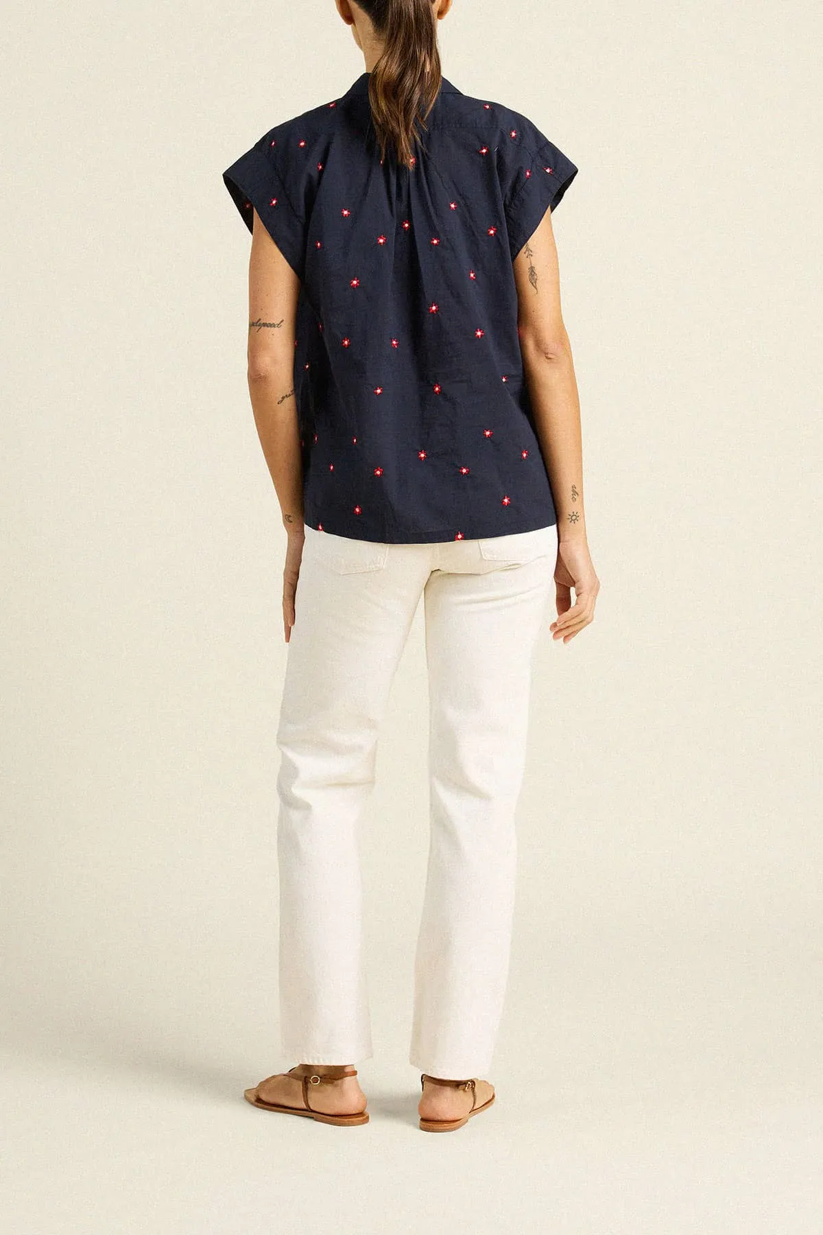 Della Shirt Daisy Dot sold by Trovata product image thumbnail 4