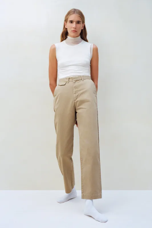 The Emerald Chino Camel sold by Tu es mon TRESOR