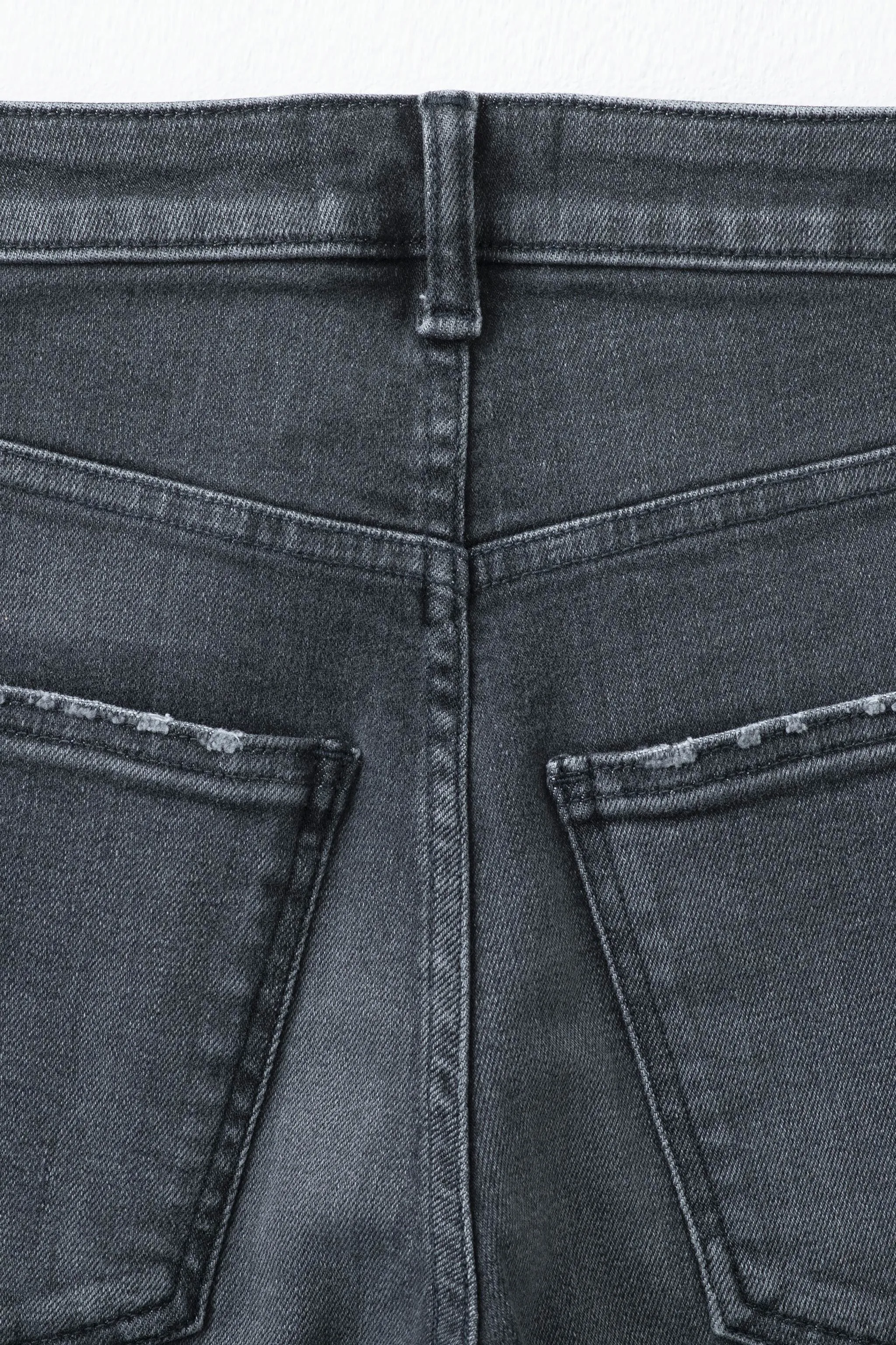 The Sapphire Jean Black 3year sold by Tu es mon TRESOR product image thumbnail 5