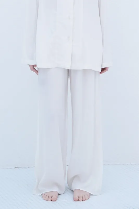 The Sea Blue Chalcedony Trouser Ivory sold by Tu es mon TRESOR