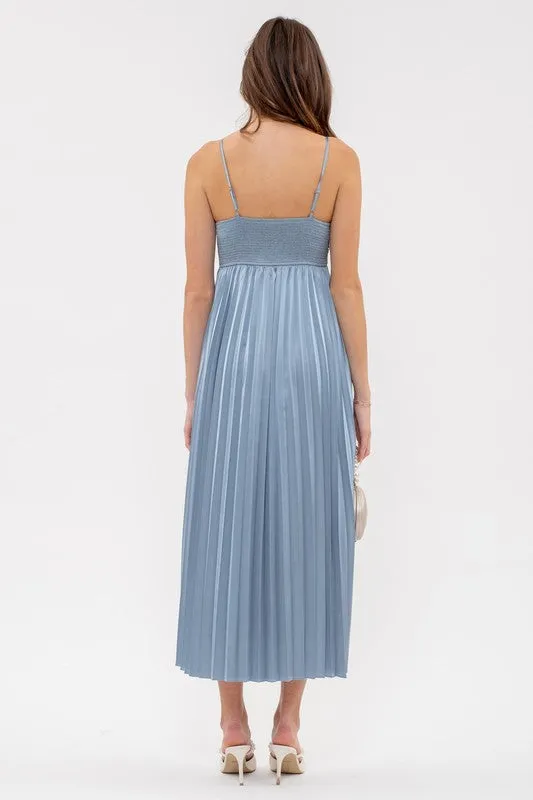 Sleeveless Pleated Empire Waist Midi Dress sold by U-NI-TY product image thumbnail 5