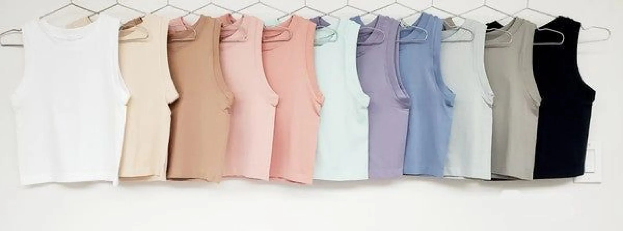 Cropped Seamless Muscle Tank sold by U-NI-TY